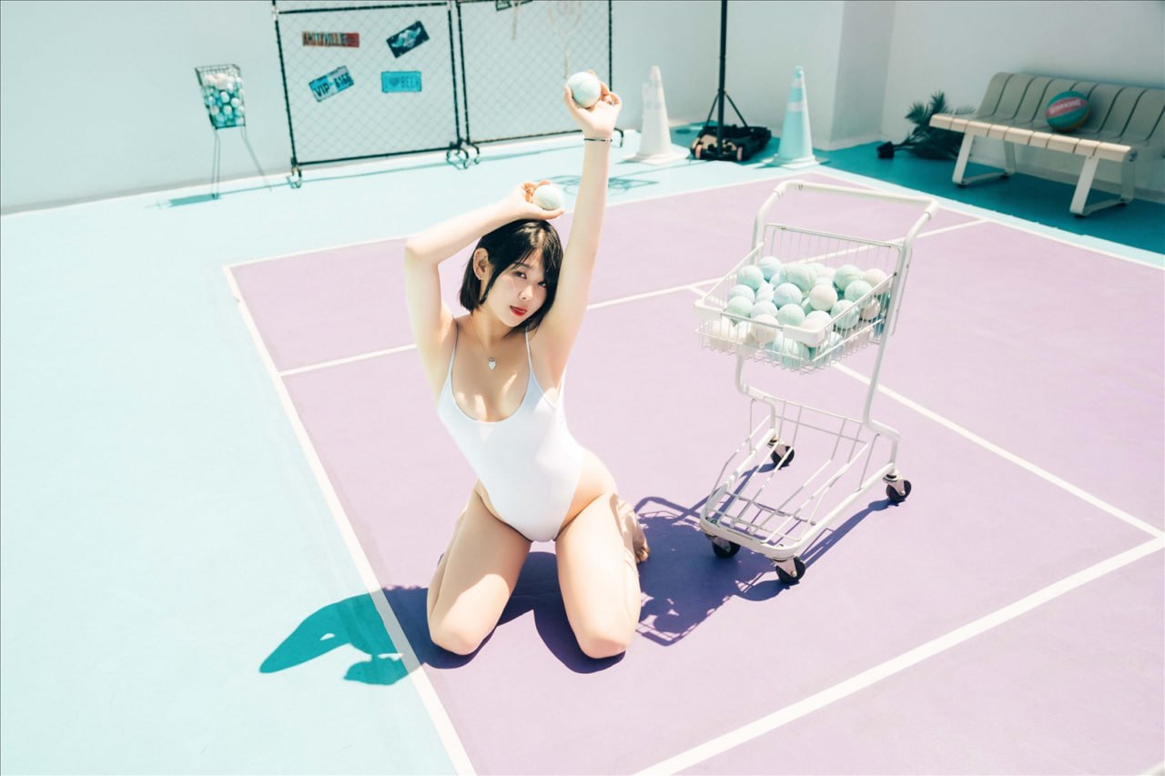 魯齊 齊亞 佳 - 球拍女孩