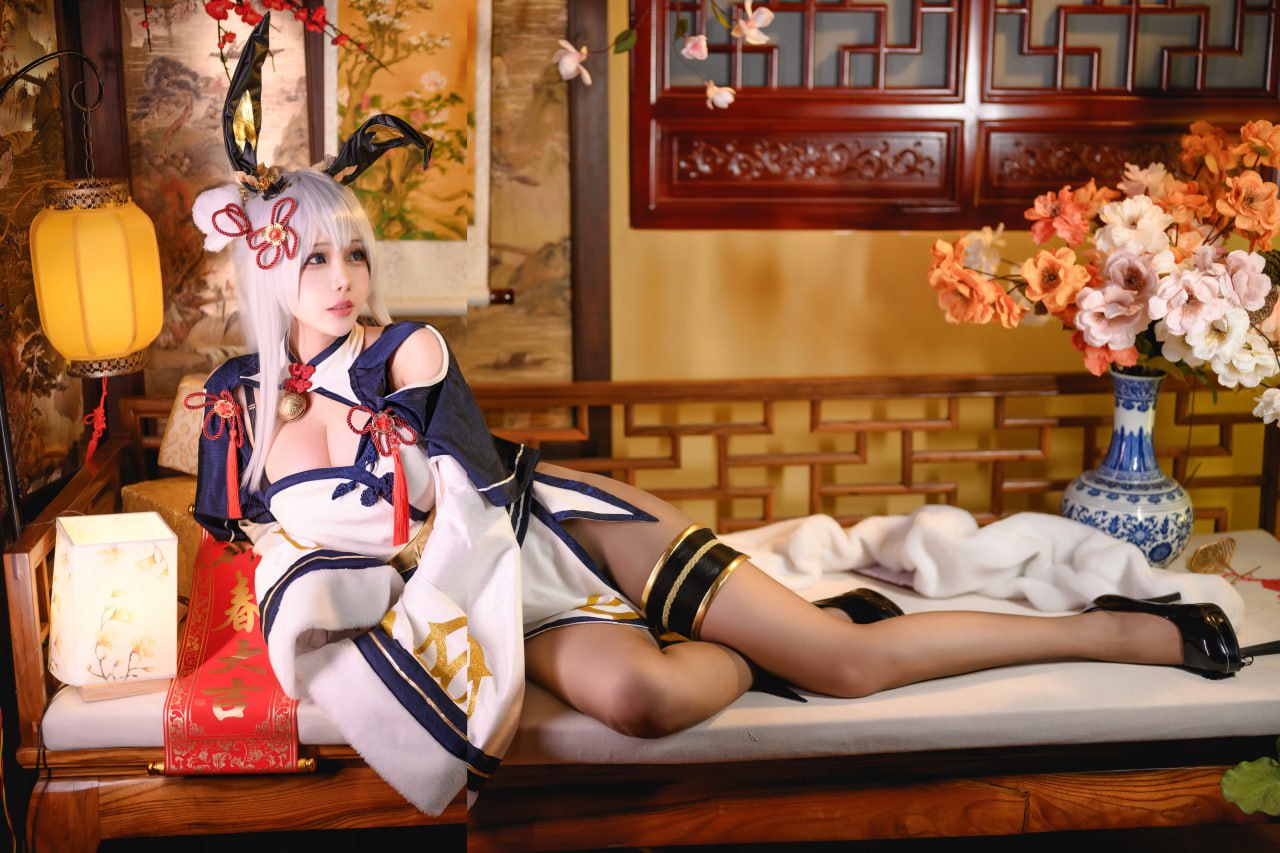 Rinako-chan - Cờ bào Thỏ Thỏ