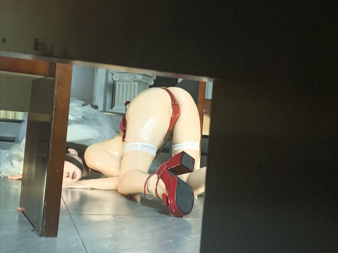 蠢沫沫《婚纱》212P 白丝写真套图