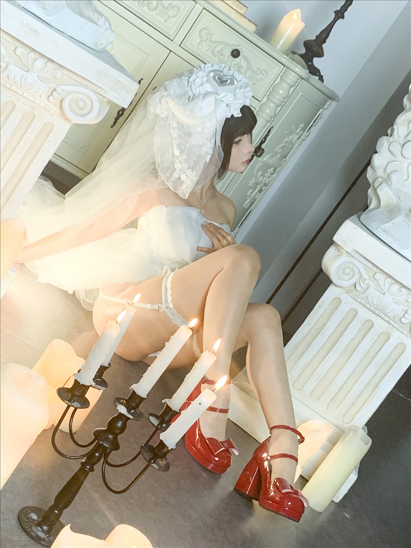 蠢沫沫《婚纱》212P 白丝写真套图