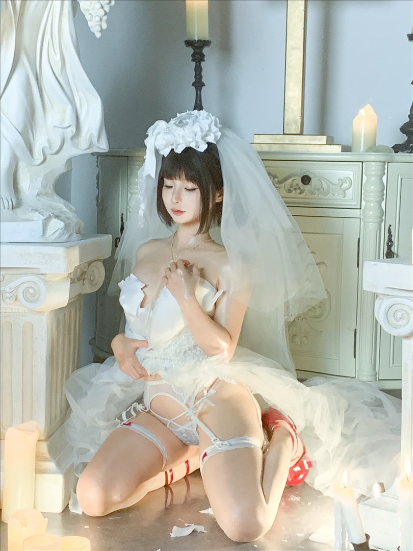 蠢沫沫《婚纱》212P 白丝写真套图