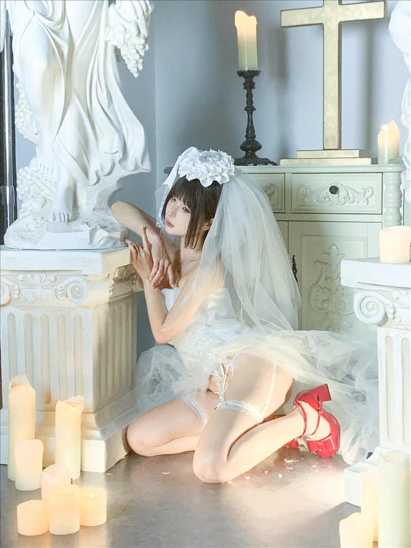 蠢沫沫《婚纱》212P 白丝写真套图