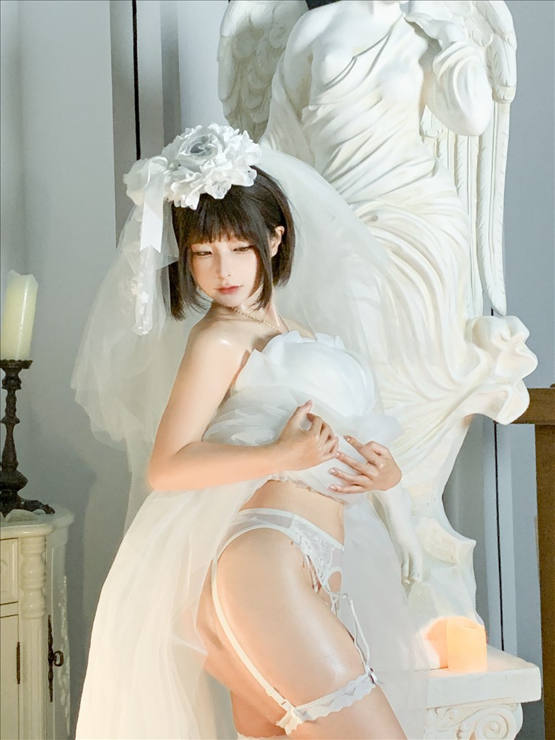 蠢沫沫《婚纱》212P 白丝写真套图