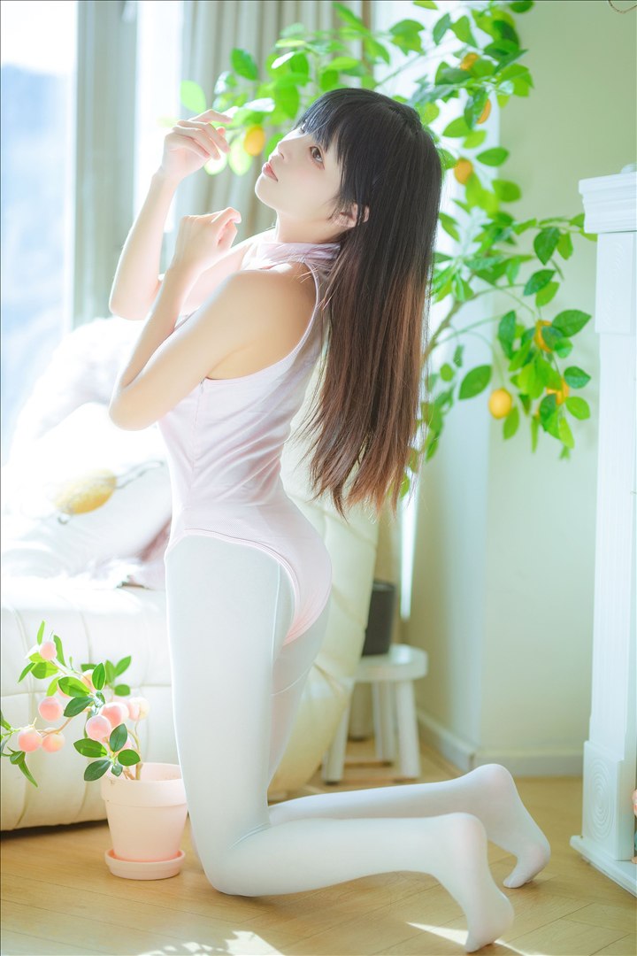 三無人型 - 白絲桃子 60P