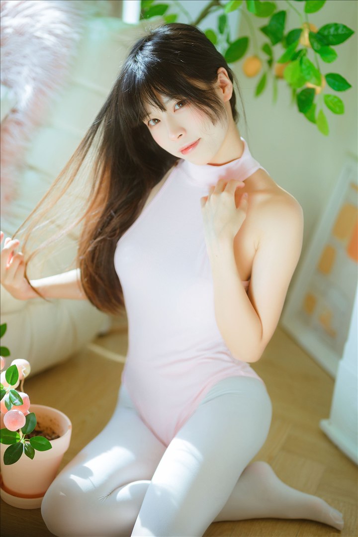 Three No Human Type - White Silk Peach 60P