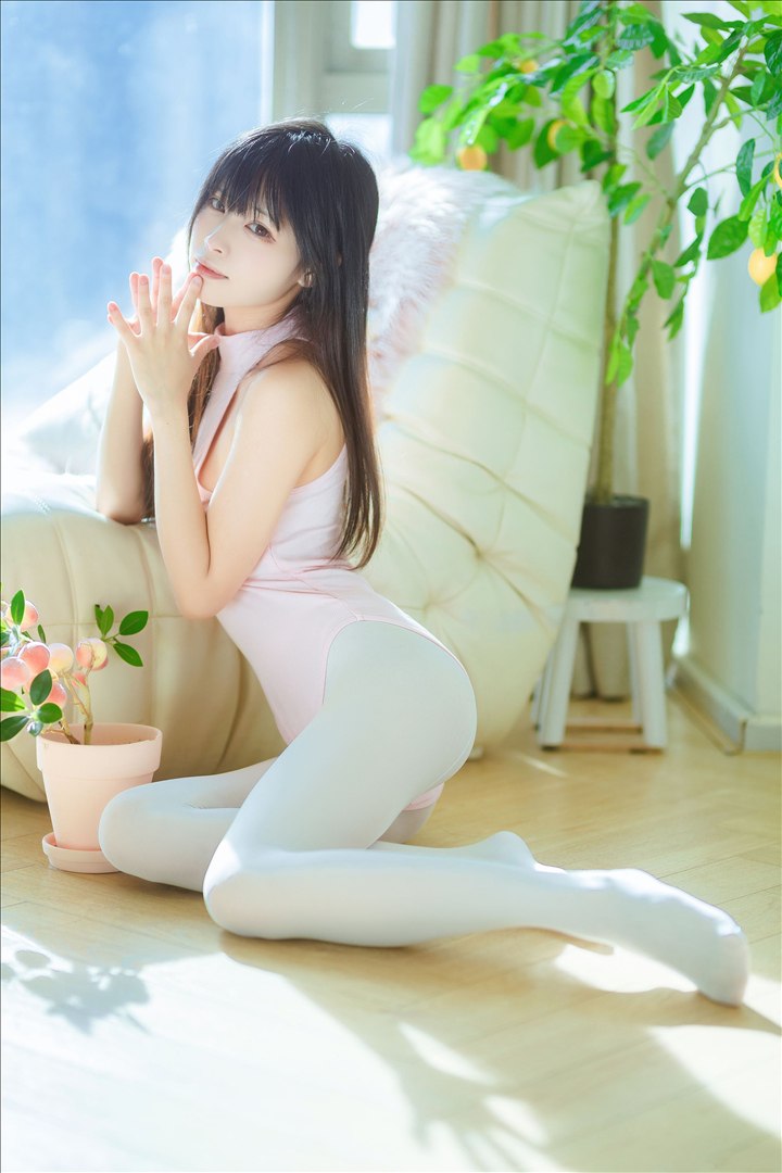 Three No Human Type - White Silk Peach 60P
