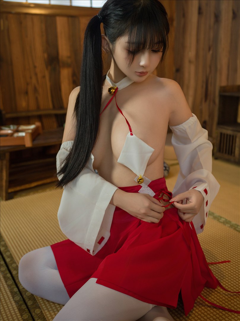 Sakurai Ningning - Spun Wish Fate Knot 69P1V