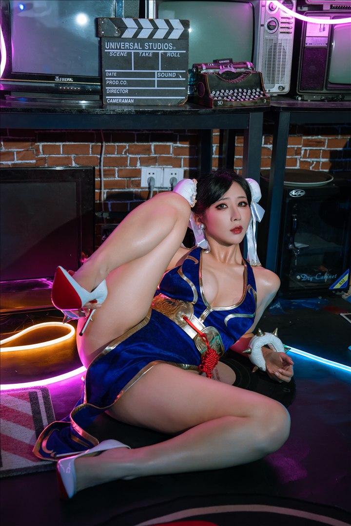 Yun Xi Xi - Nai Tao Tao Chun Li 75P