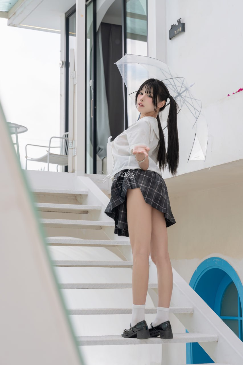 咬一口兔娘雨後小故事 | 大尺度私房寫真