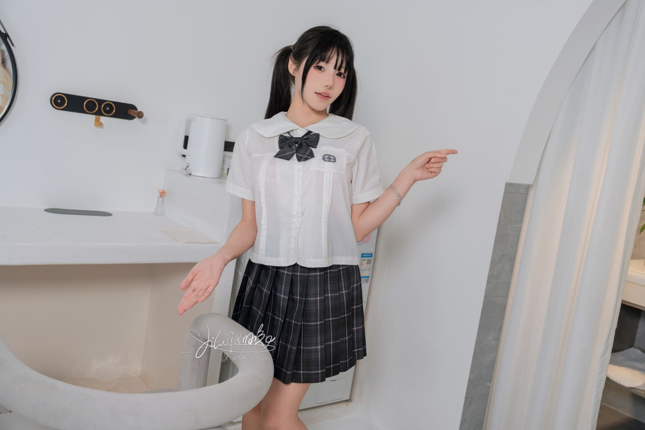 咬一口兔娘雨後小故事 | 大尺度私房寫真