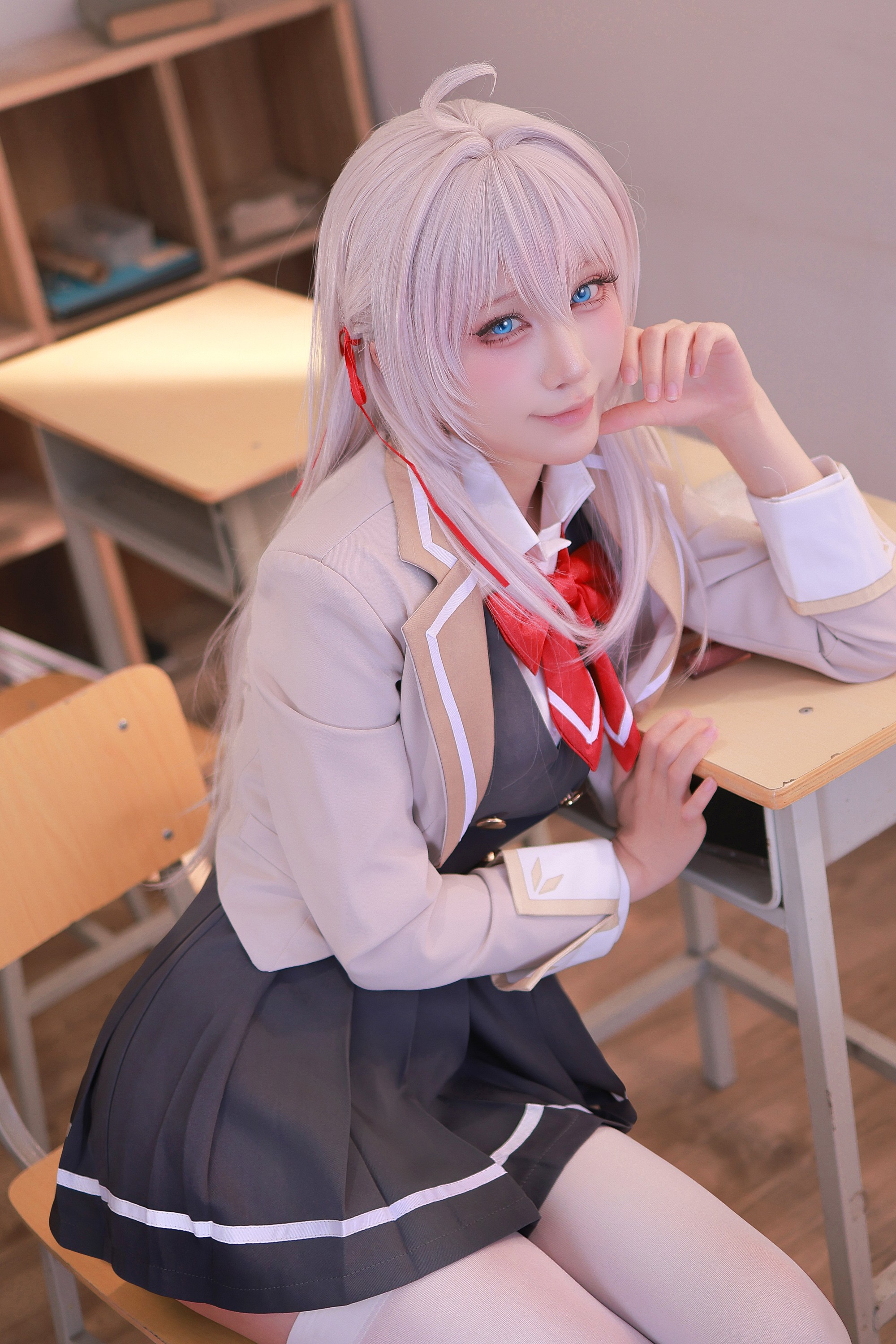 水淼Aqua《艾莉同學》教室Cosplay寫真套圖