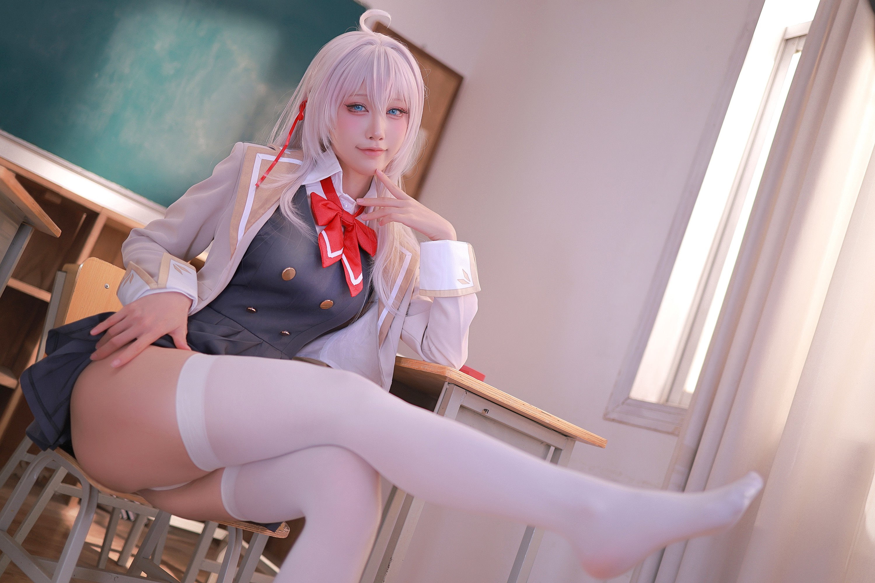 水淼Aqua《艾莉同學》教室Cosplay寫真套圖