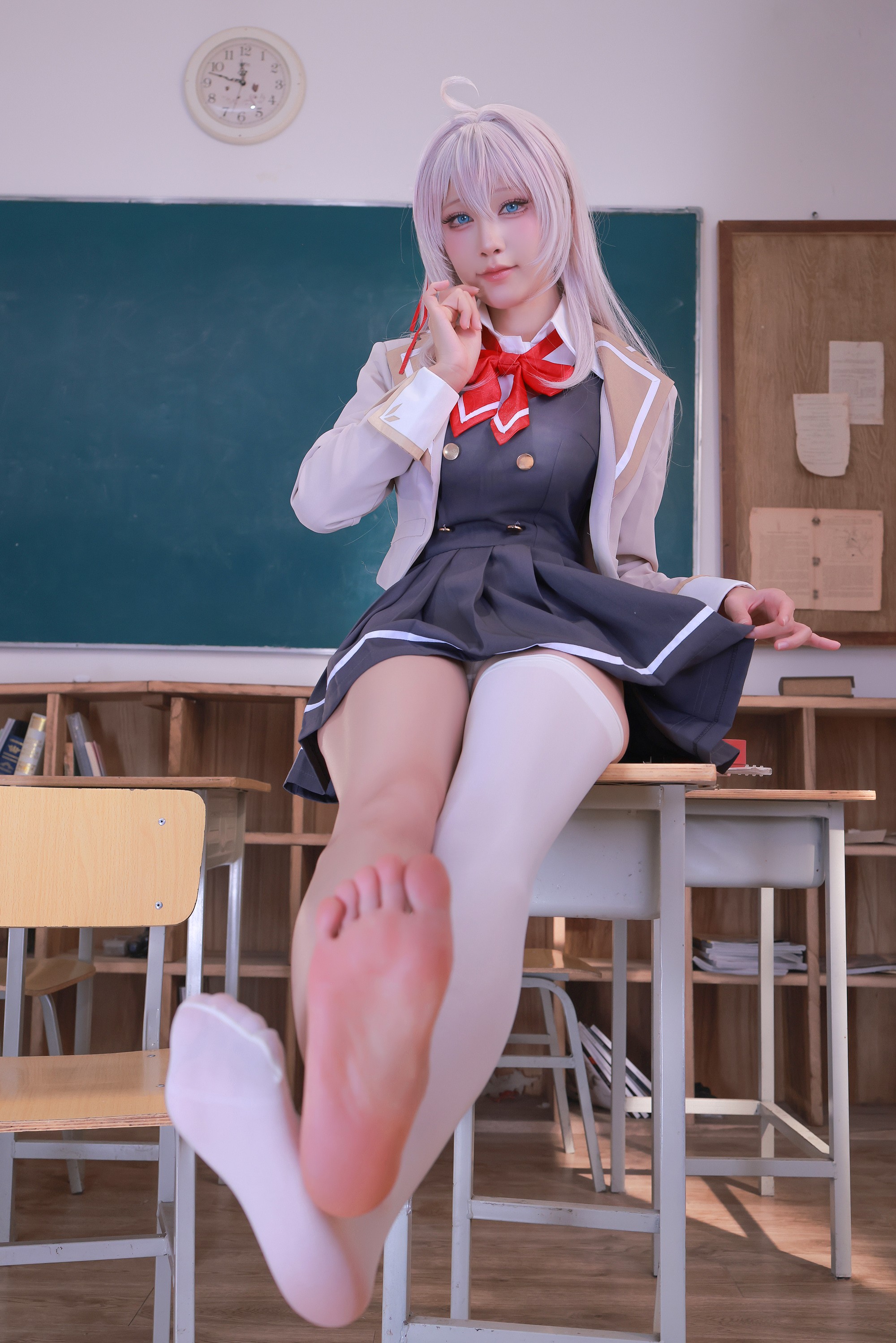 水淼Aqua《艾莉同學》教室Cosplay寫真套圖