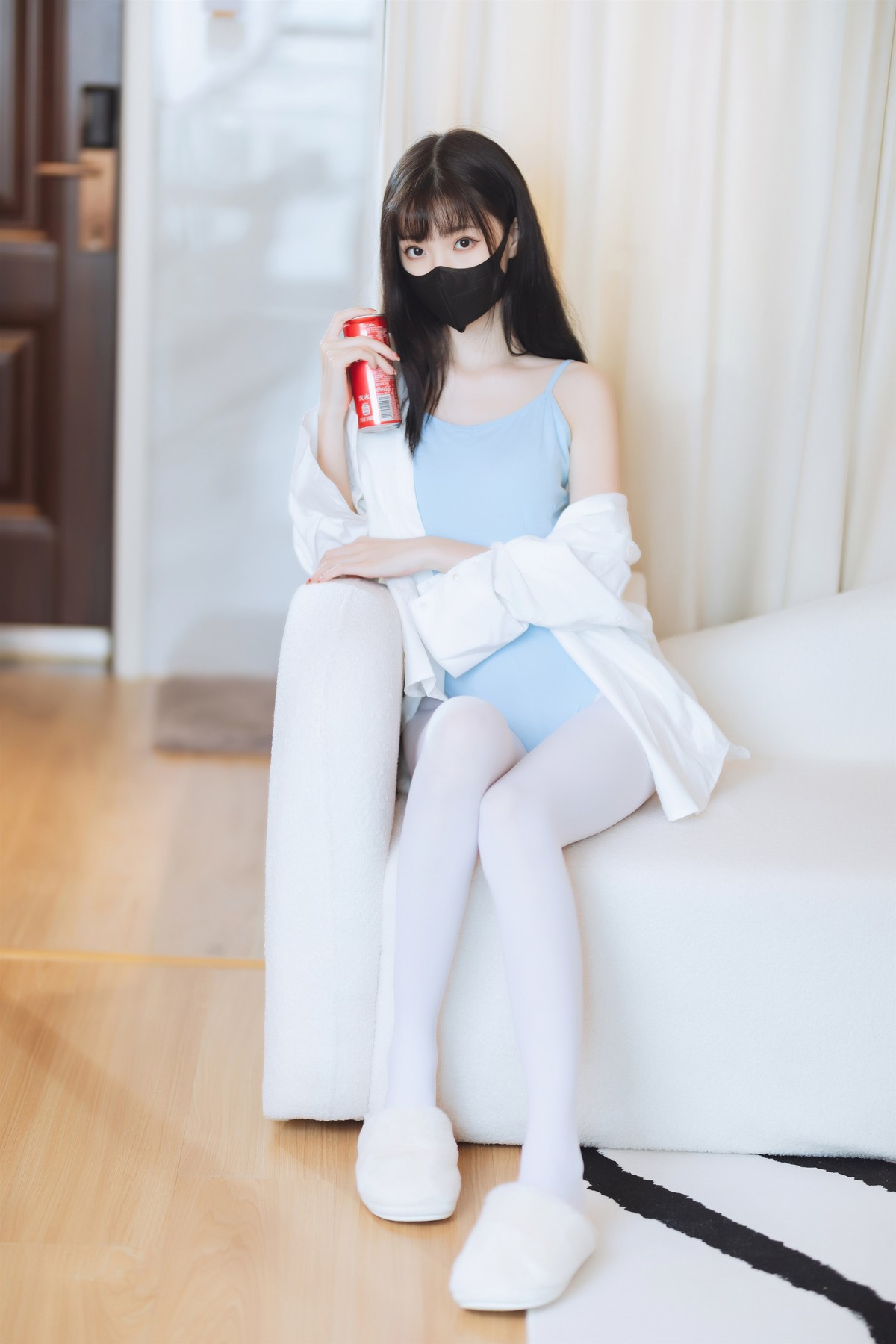 Xu Lan - Blue Ballet