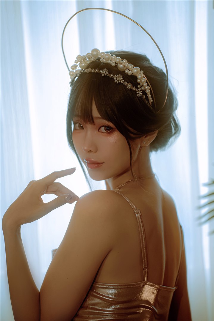 伊莉EE子 - 異國女神 26P1V