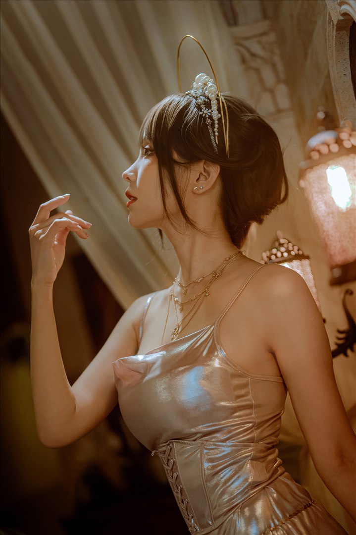 伊莉EE子 - 異國女神 26P1V