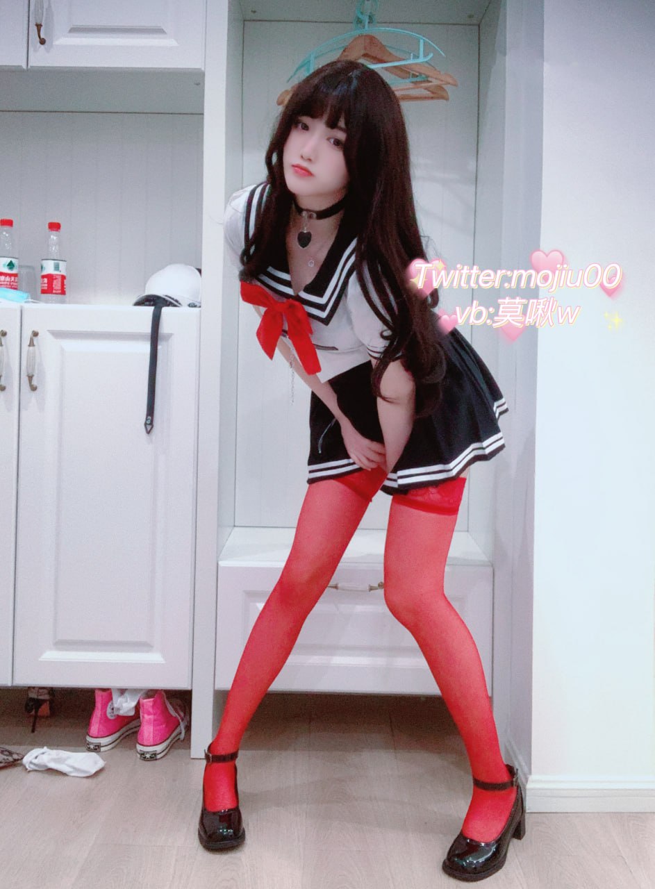 莫啾 - Đồng phục JK