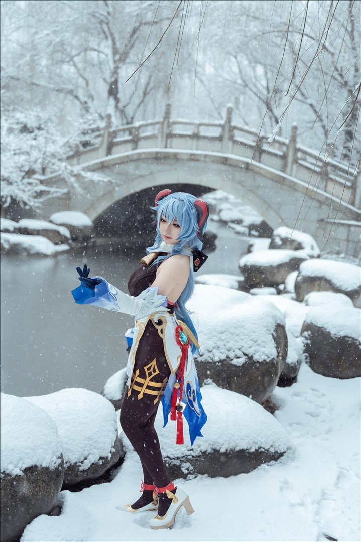 Hu Sen Sen - Genshin Impact Ganyu Snow Scene 42P