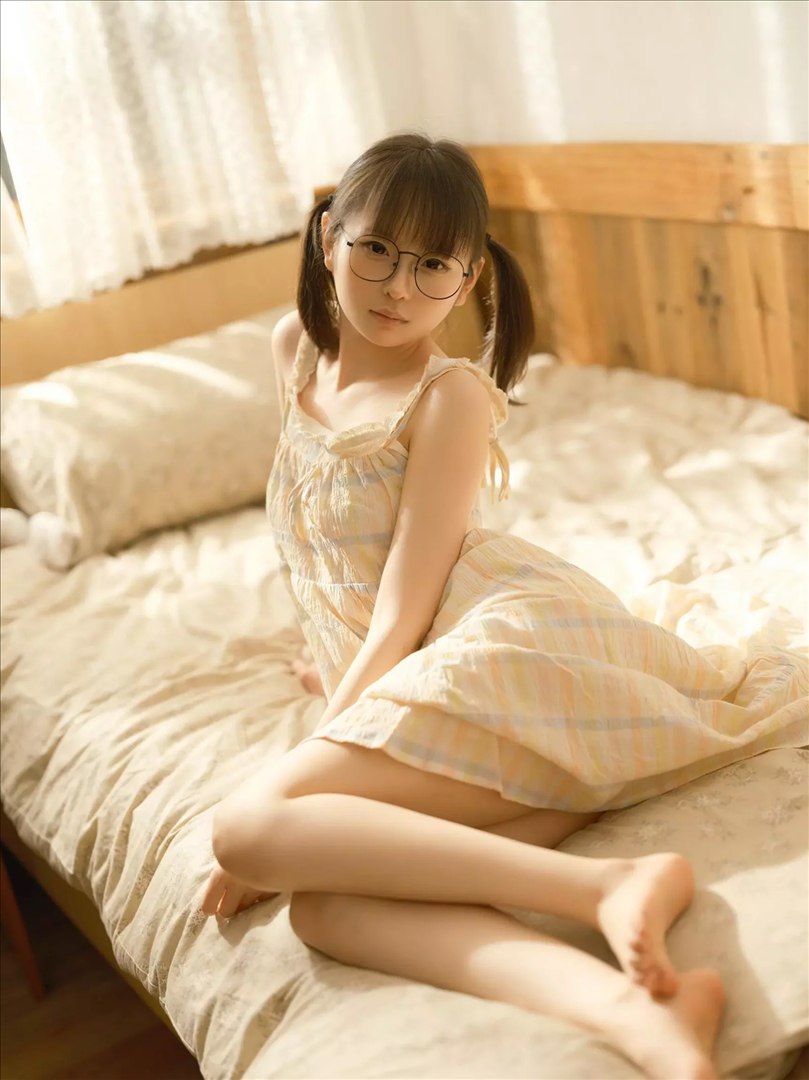 幼水鈴衣 - 晨醒 64P