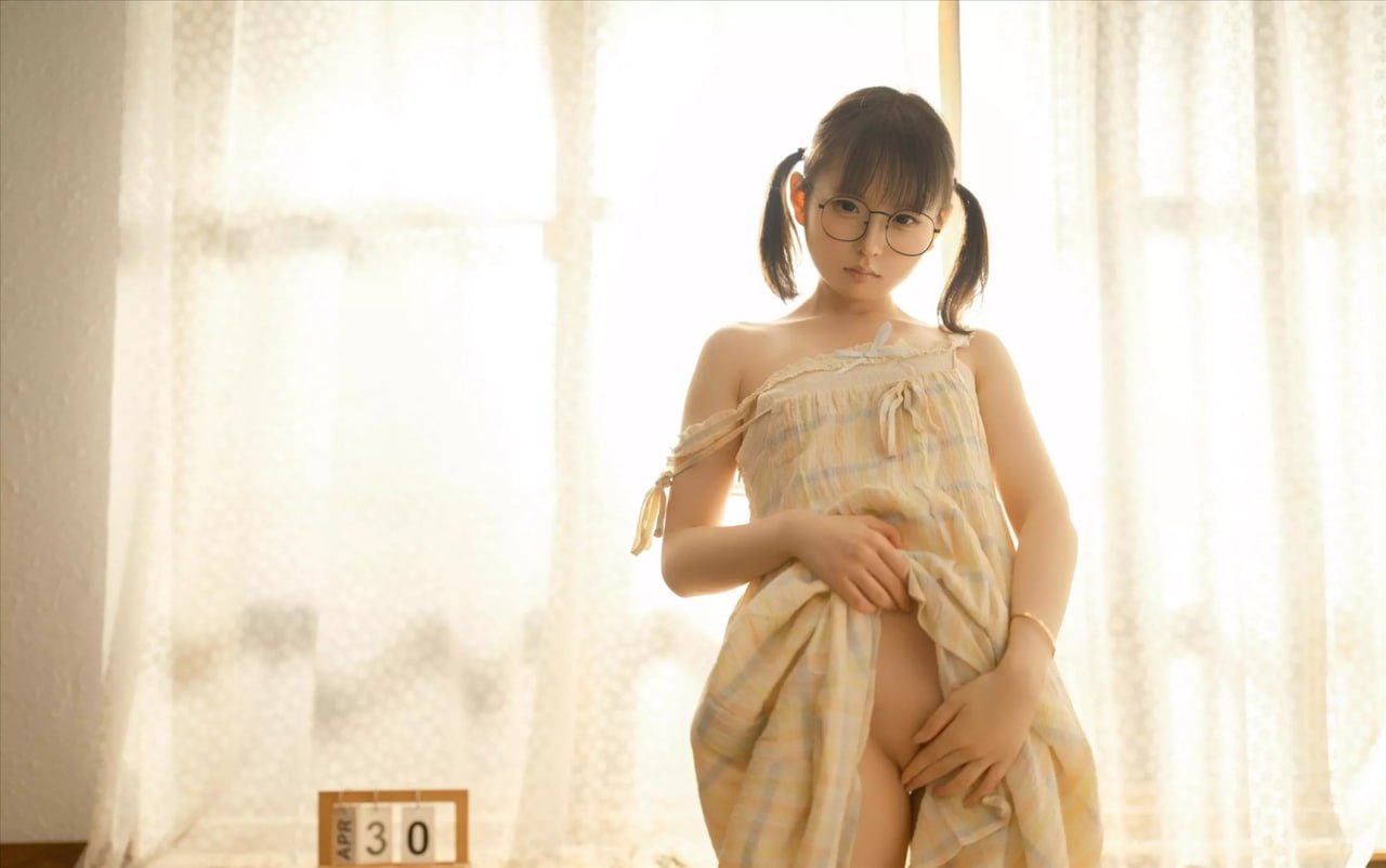 幼水鈴衣 - 朝覚 64P