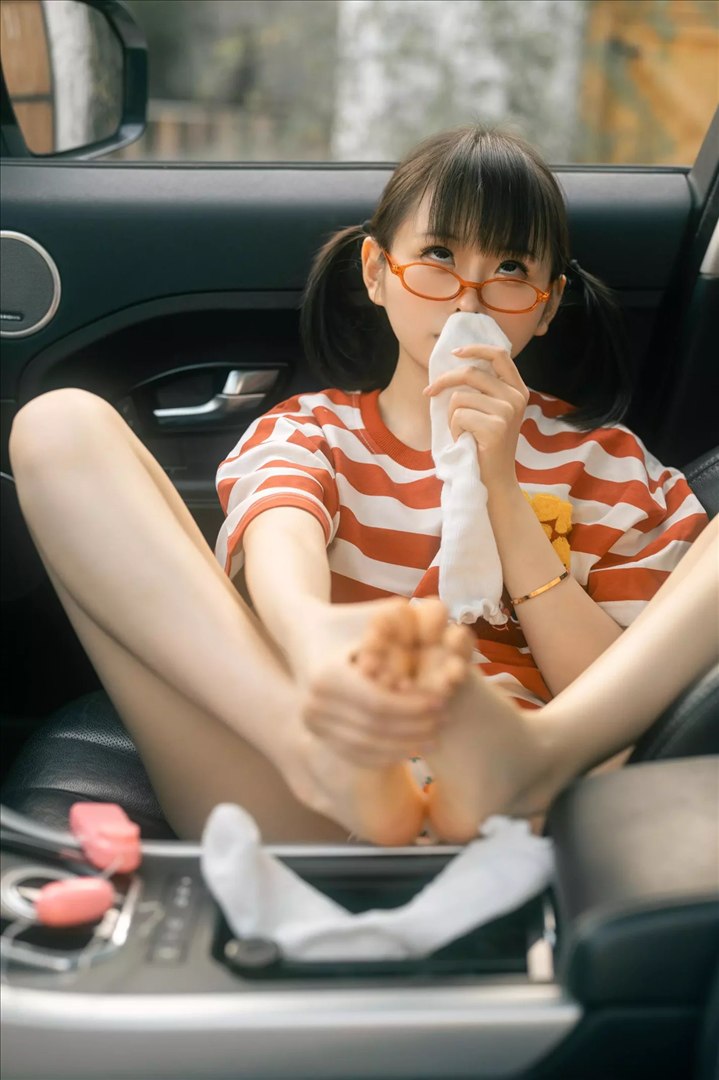 幼水鈴衣-週末郊遊 62P