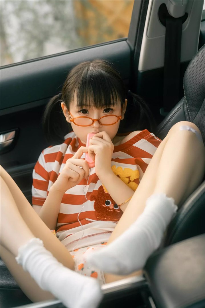 幼水鈴衣-週末郊遊 62P