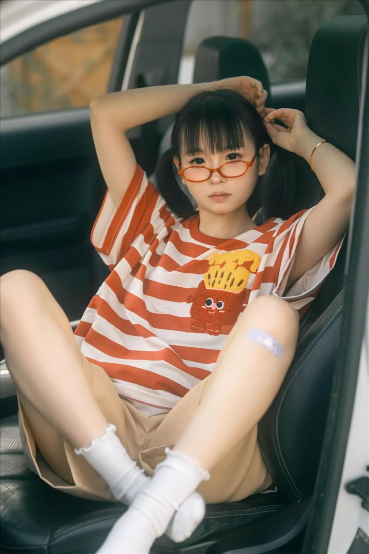 Ưu Thủy Linh Y - Cuối tuần dã ngoại 62P