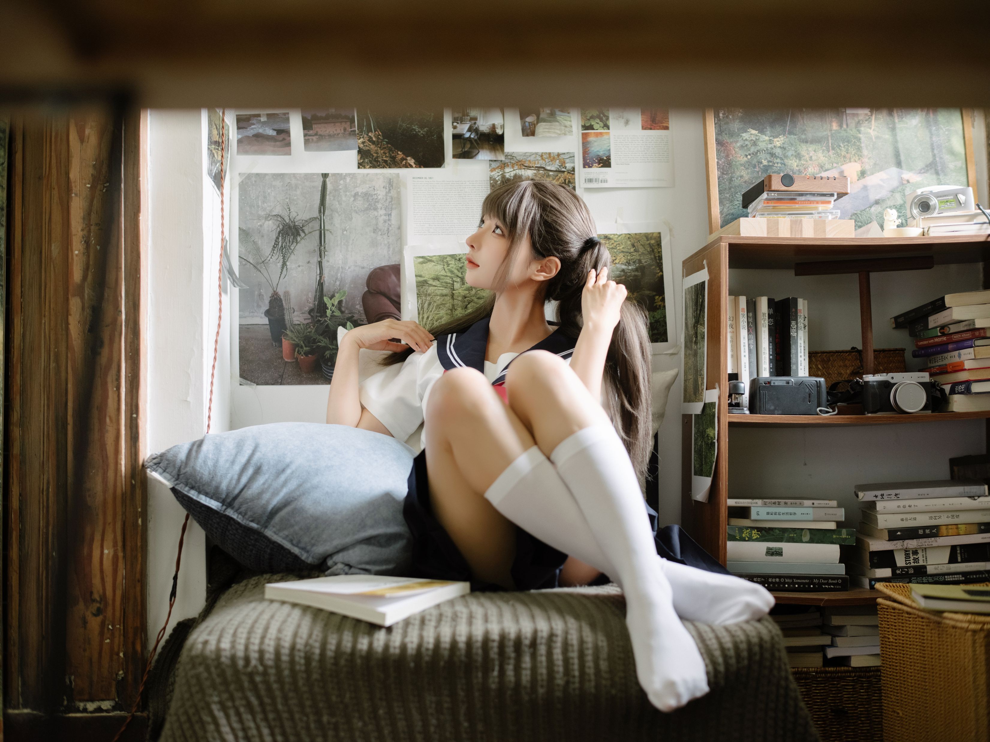 Bo anh Chun Momo Short Break 99P phong cach trong sang