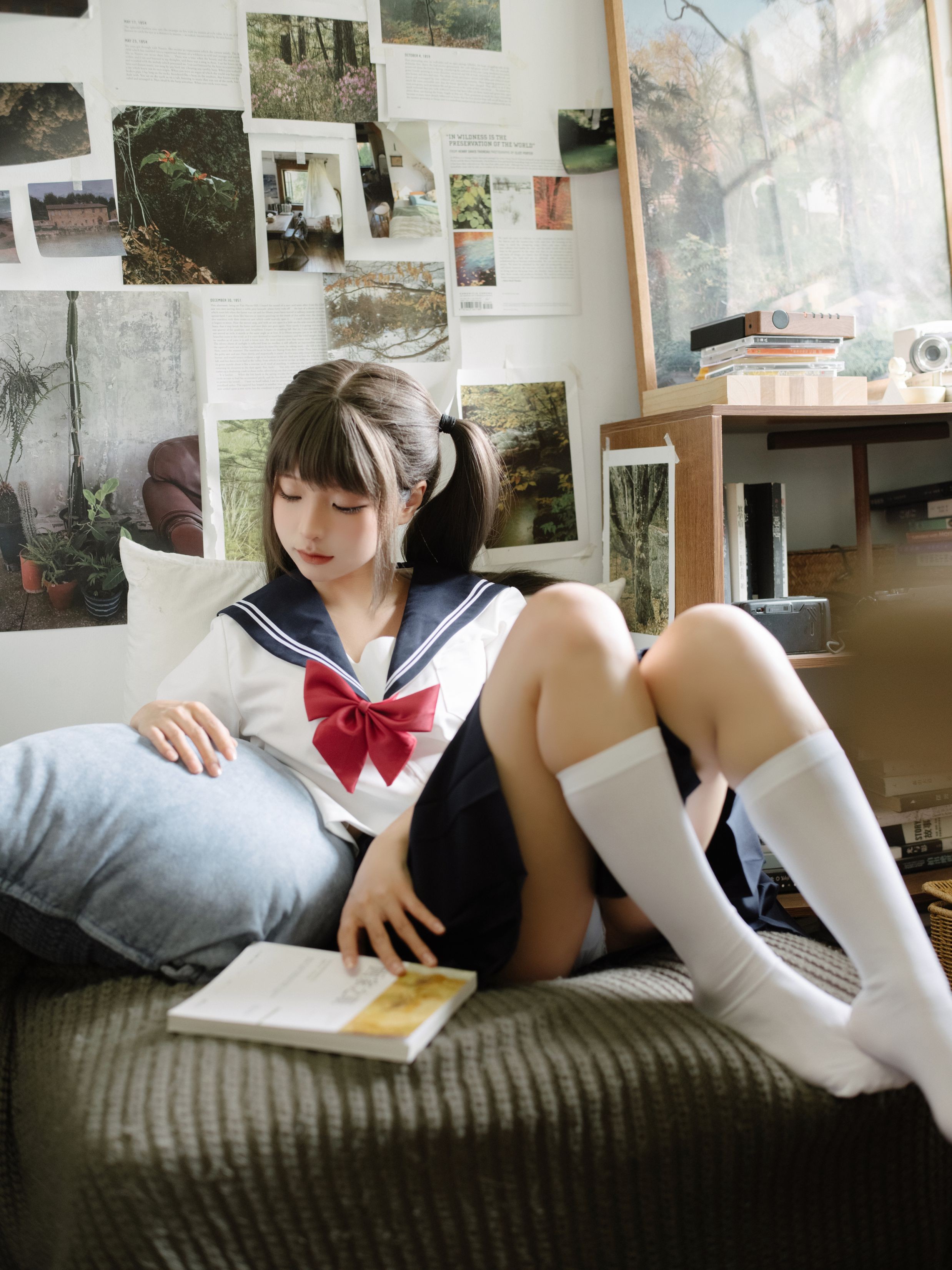Bo anh Chun Momo Short Break 99P phong cach trong sang