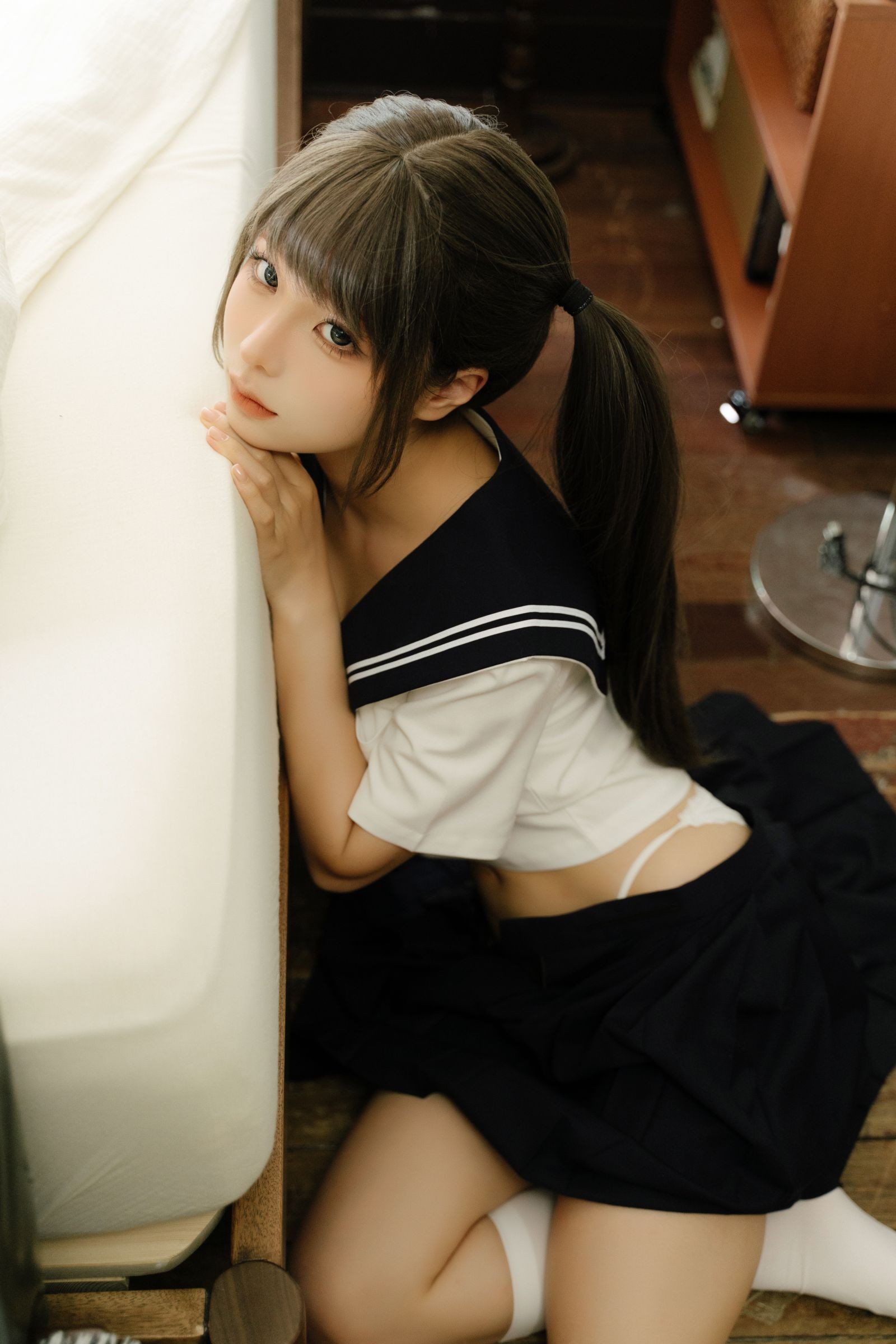 Bo anh Chun Momo Short Break 99P phong cach trong sang