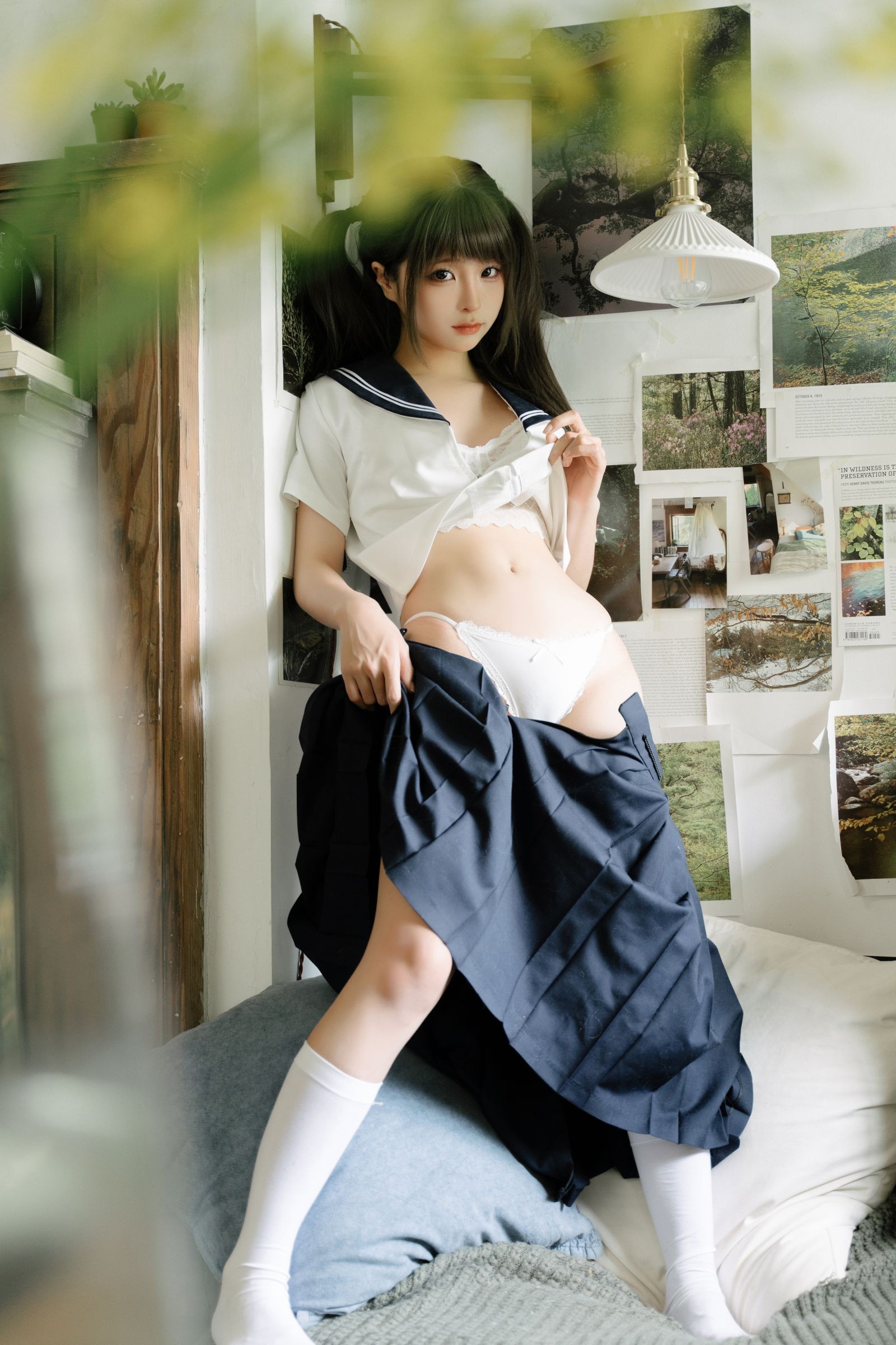 Bo anh Chun Momo Short Break 99P phong cach trong sang