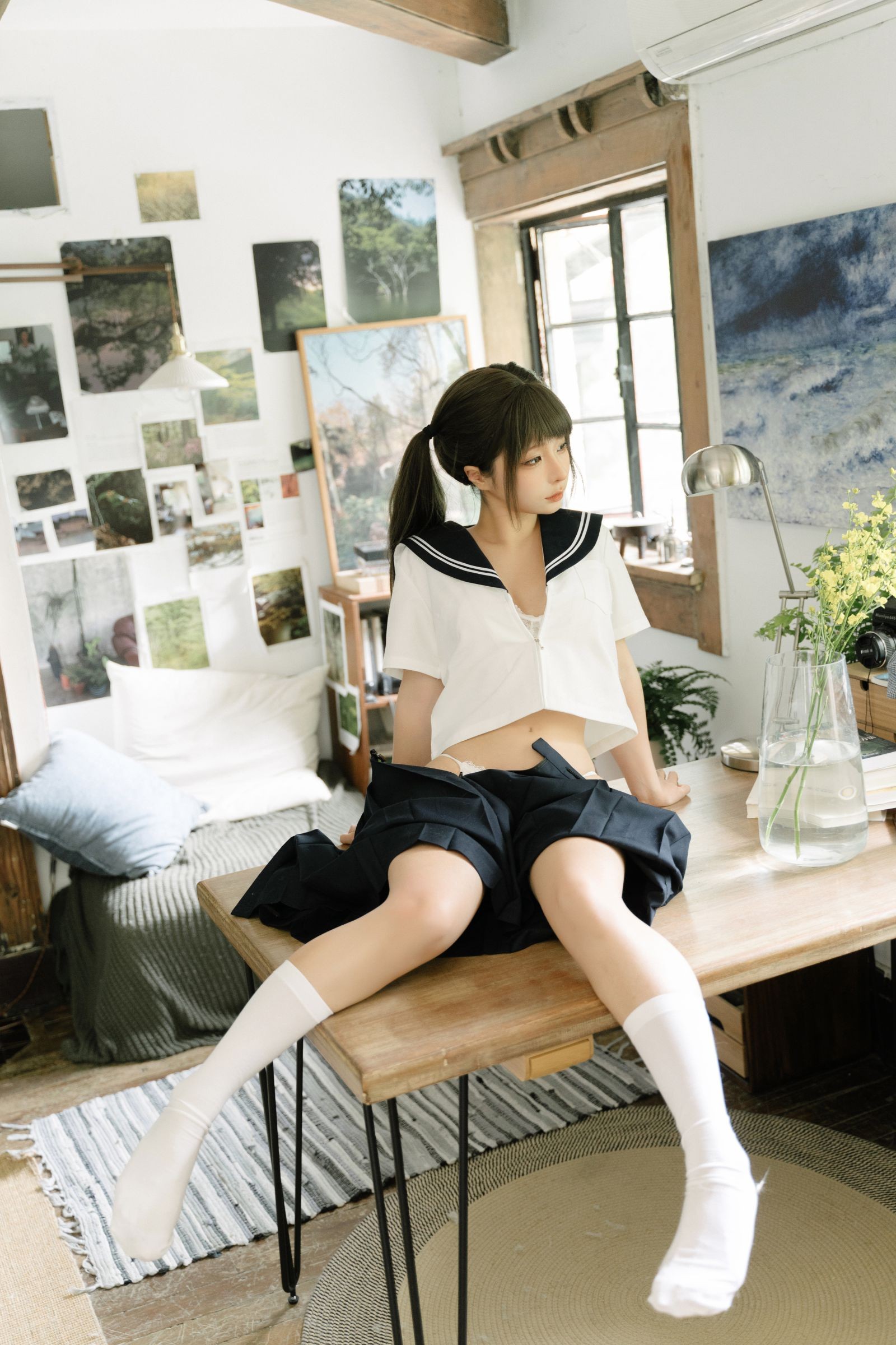 Bo anh Chun Momo Short Break 99P phong cach trong sang