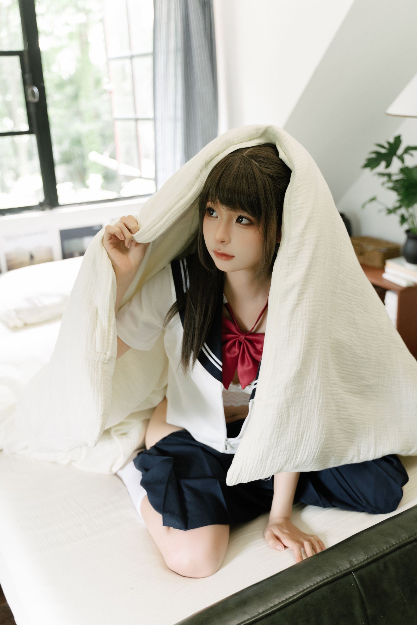 Bo anh Chun Momo Short Break 99P phong cach trong sang