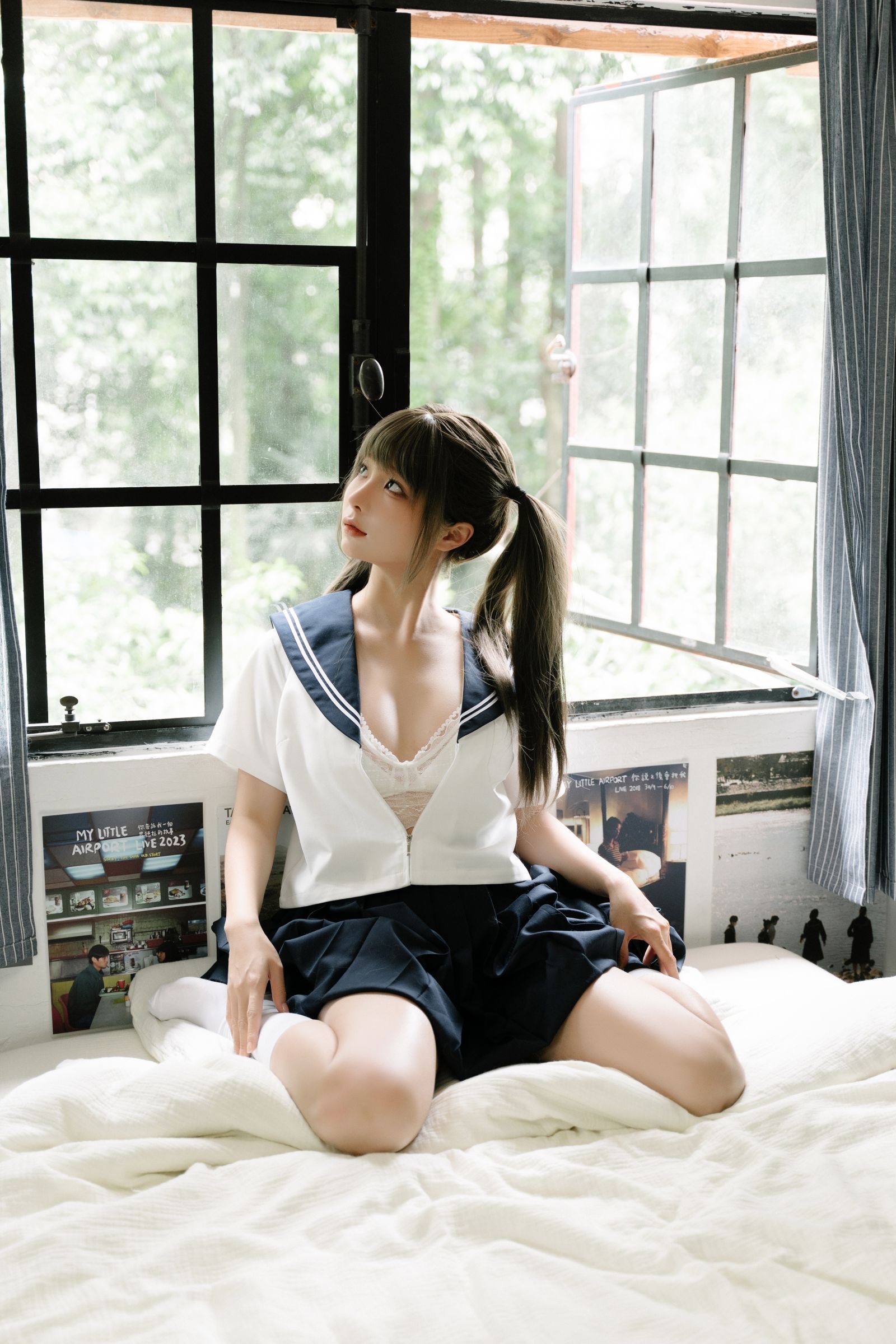 Bo anh Chun Momo Short Break 99P phong cach trong sang