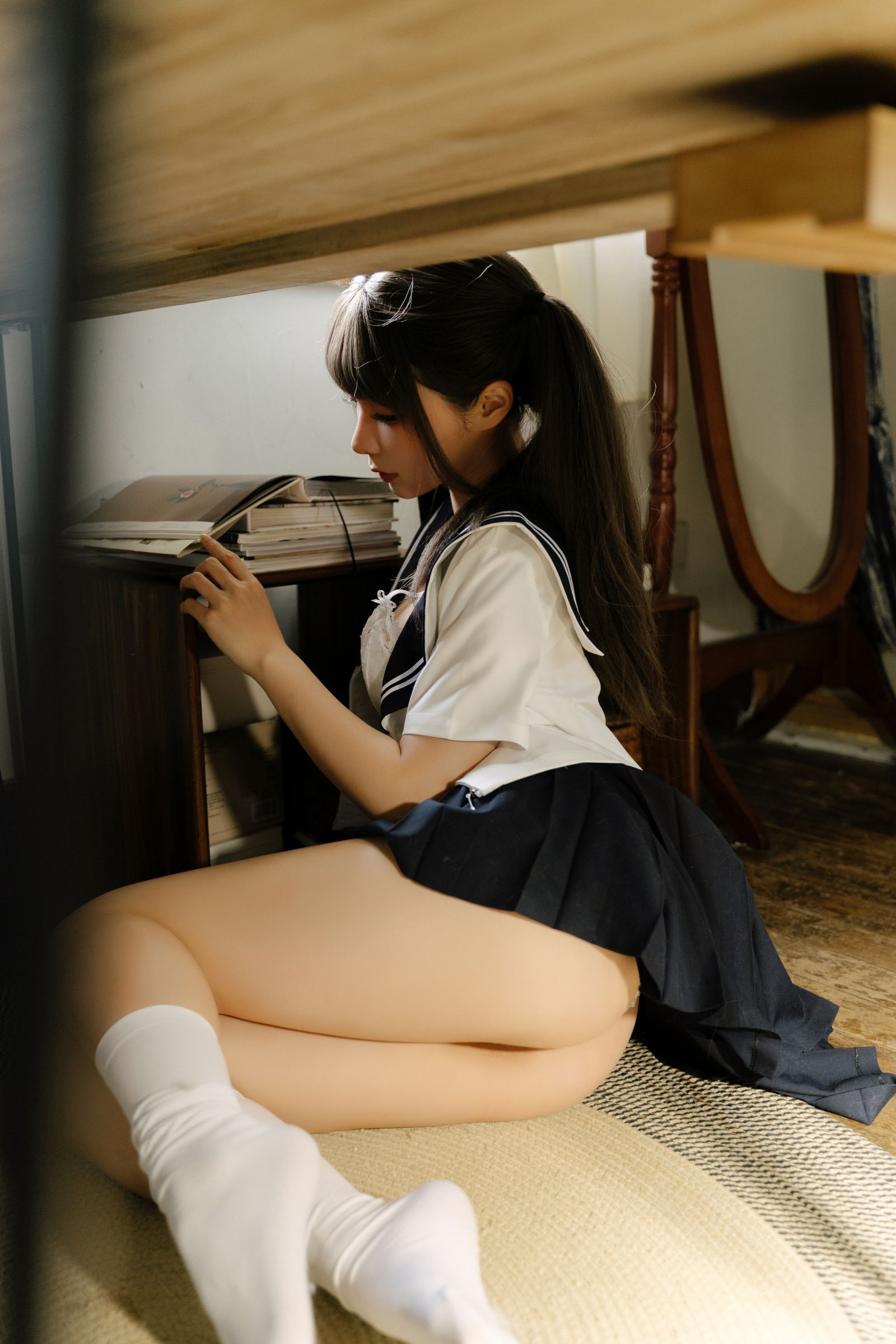 Bo anh Chun Momo Short Break 99P phong cach trong sang
