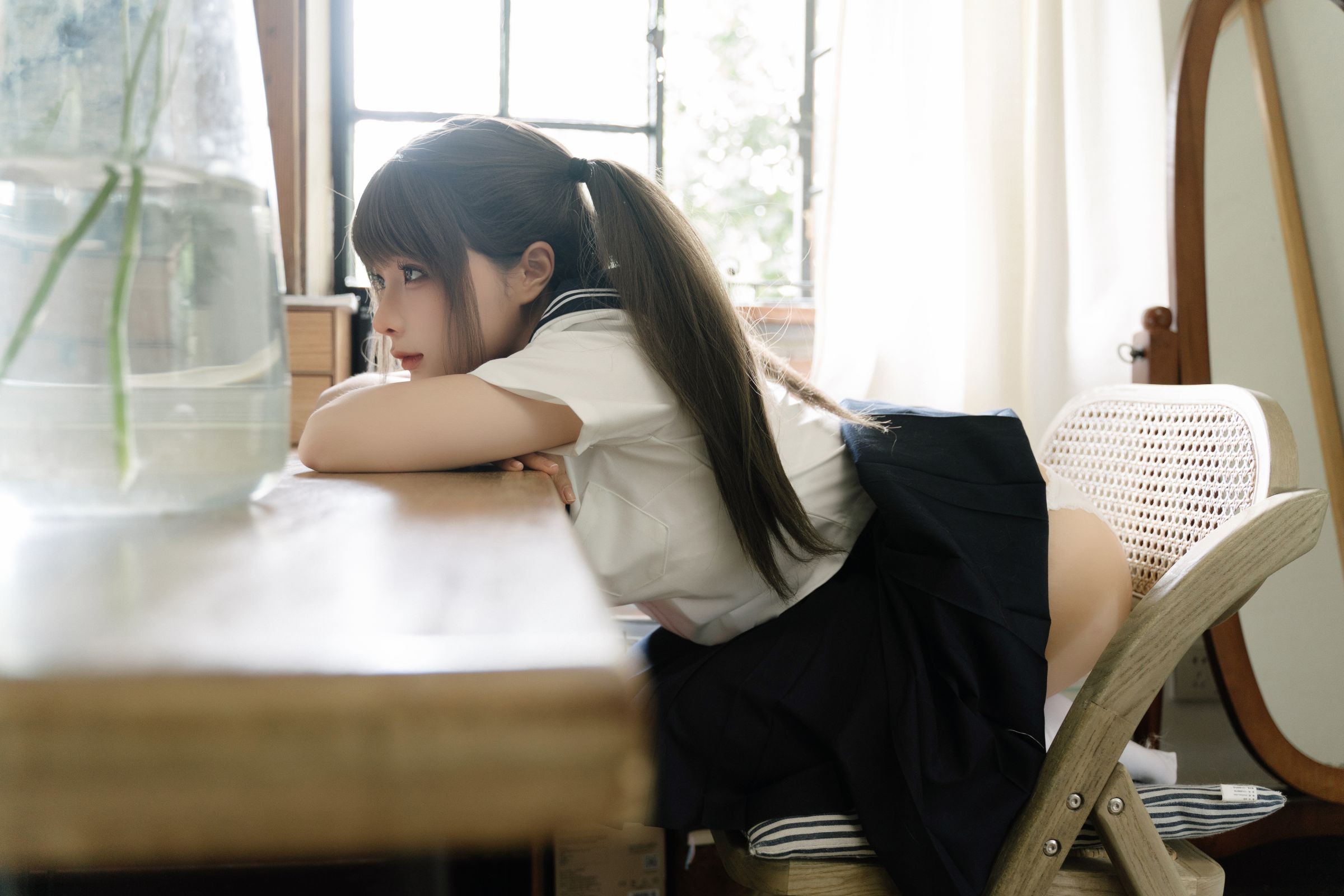 Bo anh Chun Momo Short Break 99P phong cach trong sang