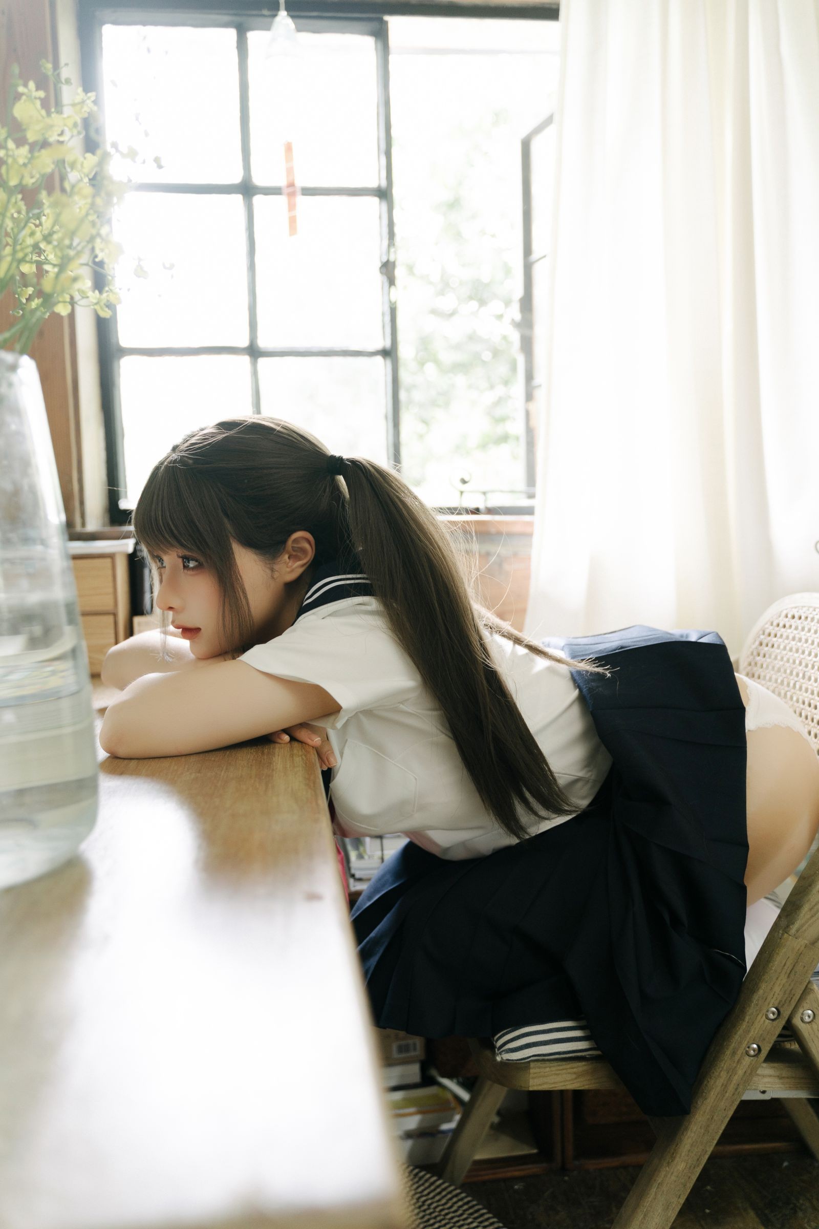 Bo anh Chun Momo Short Break 99P phong cach trong sang
