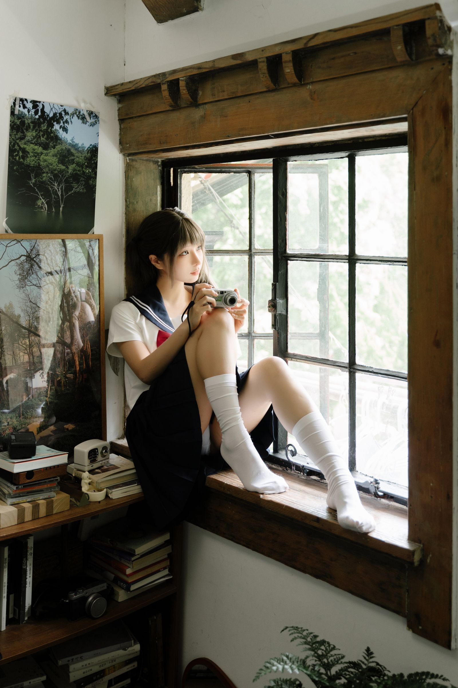 Bo anh Chun Momo Short Break 99P phong cach trong sang