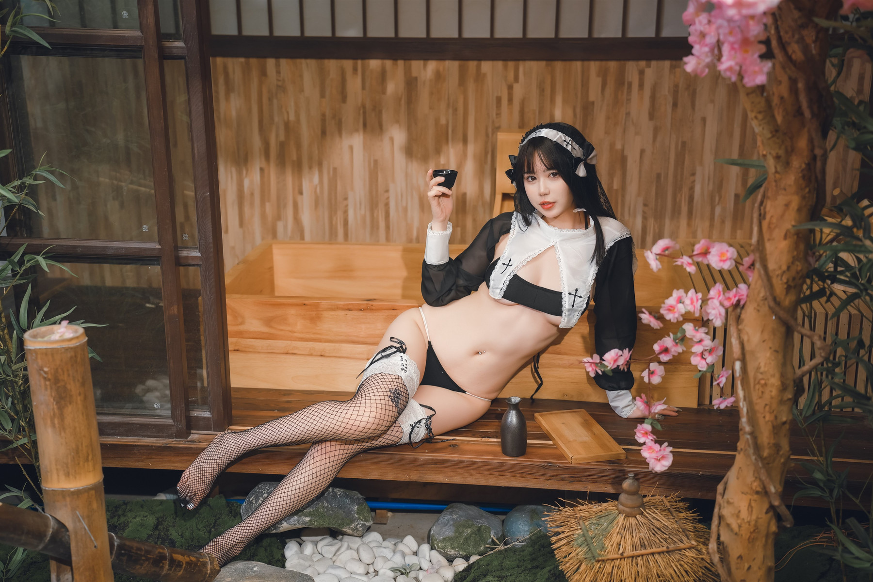 蒂娜很妖孽呀 - 修女的秘密