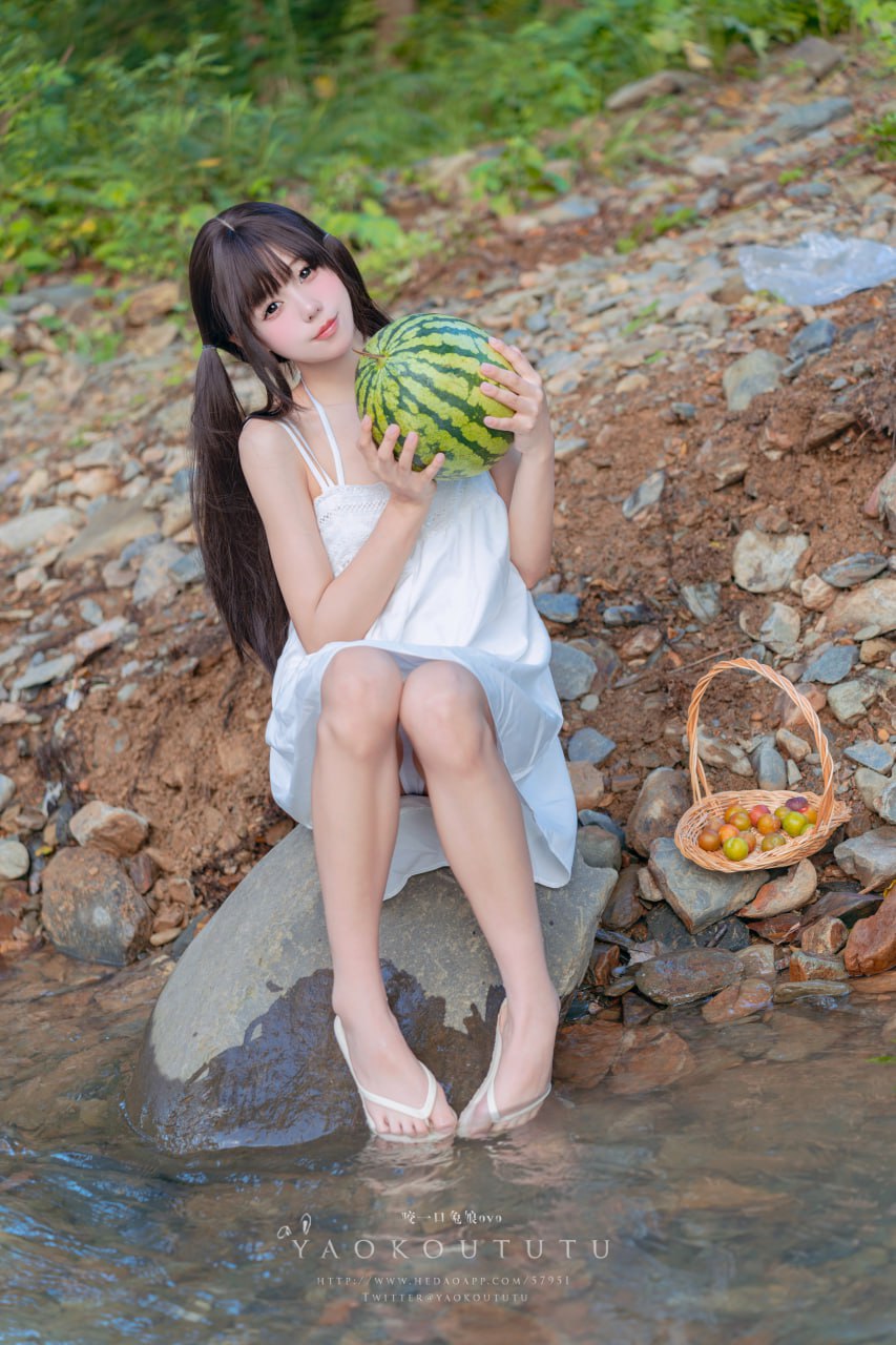 咬一口兔娘 - 溯溪之夏 戀愛循環 60P1V