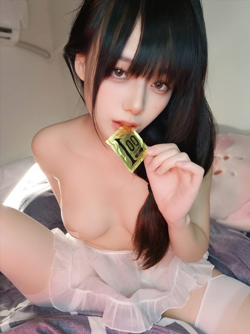 Jiu Yan 居家太太 白ストッキング私房写真 33P