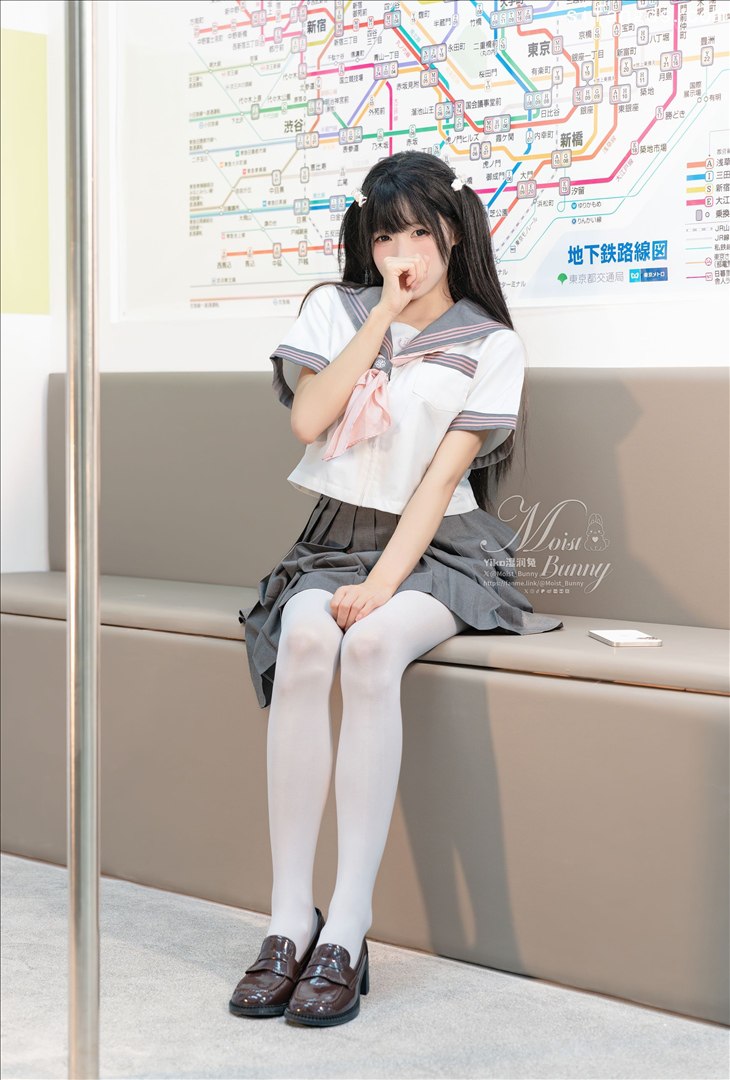 咬一口兔娘 - 地鐵萌妹 85P