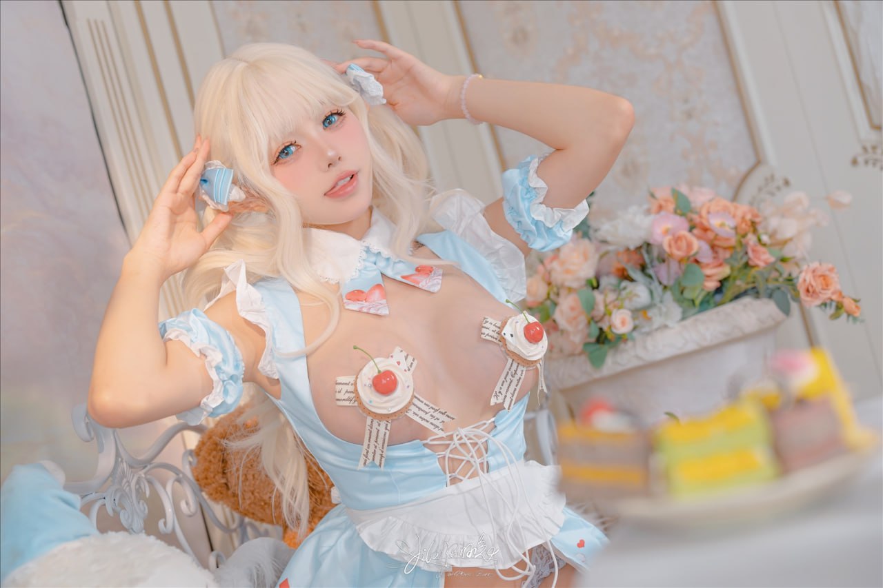 Bite a Bunny Girl - Alice Cake 58P