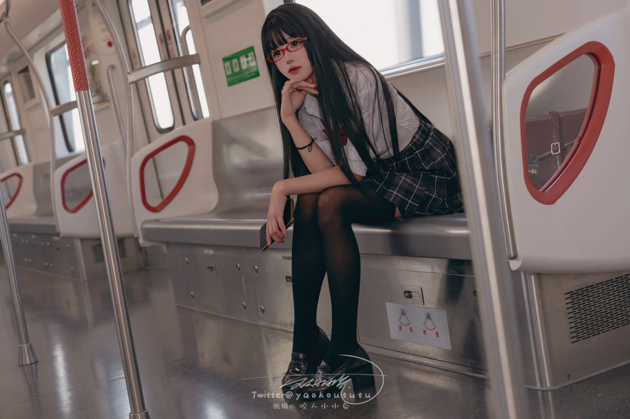 咬一口兔娘 - 電車驚魂& 期待71P1V