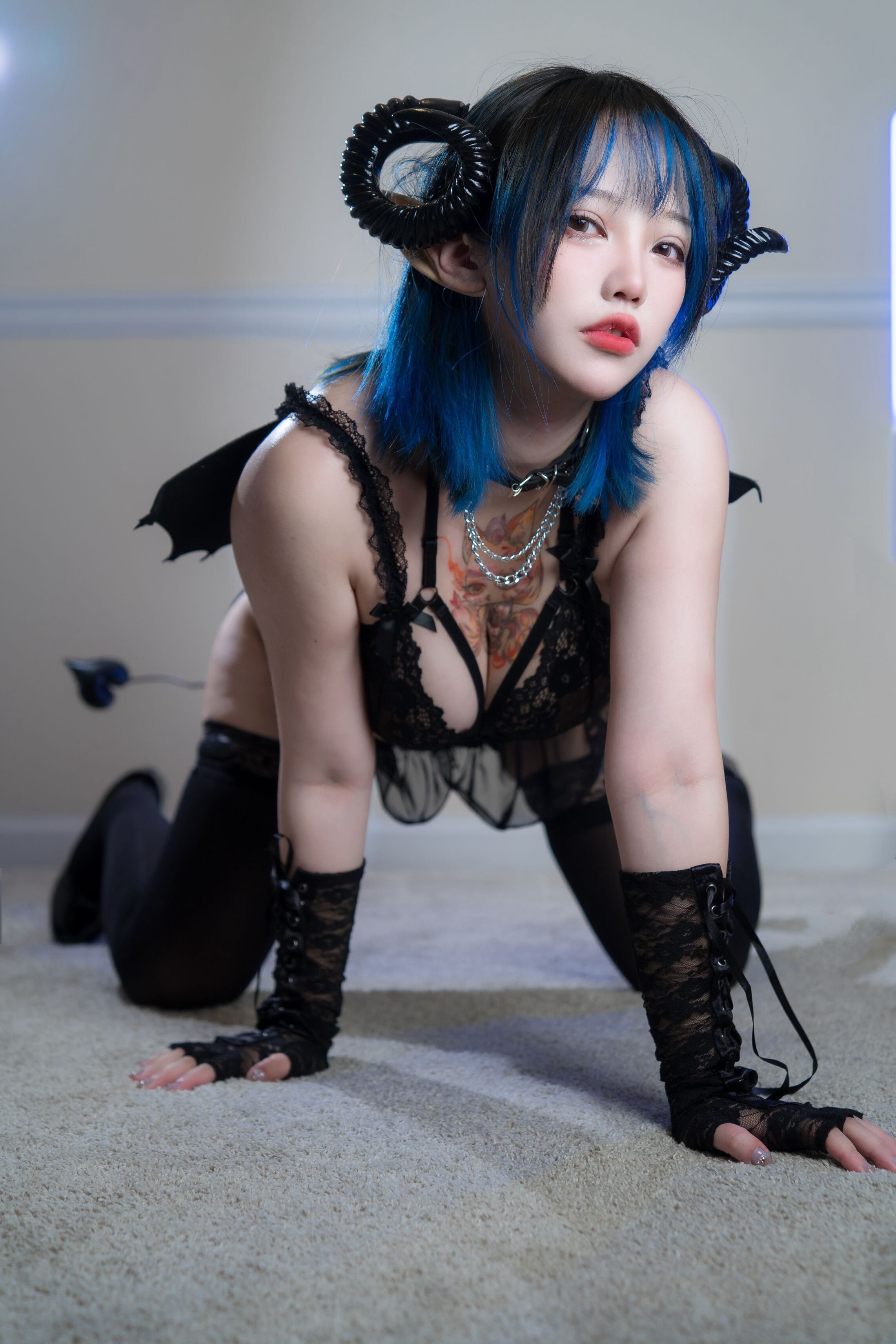Luoluo - Deep Blue Succubus 46P
