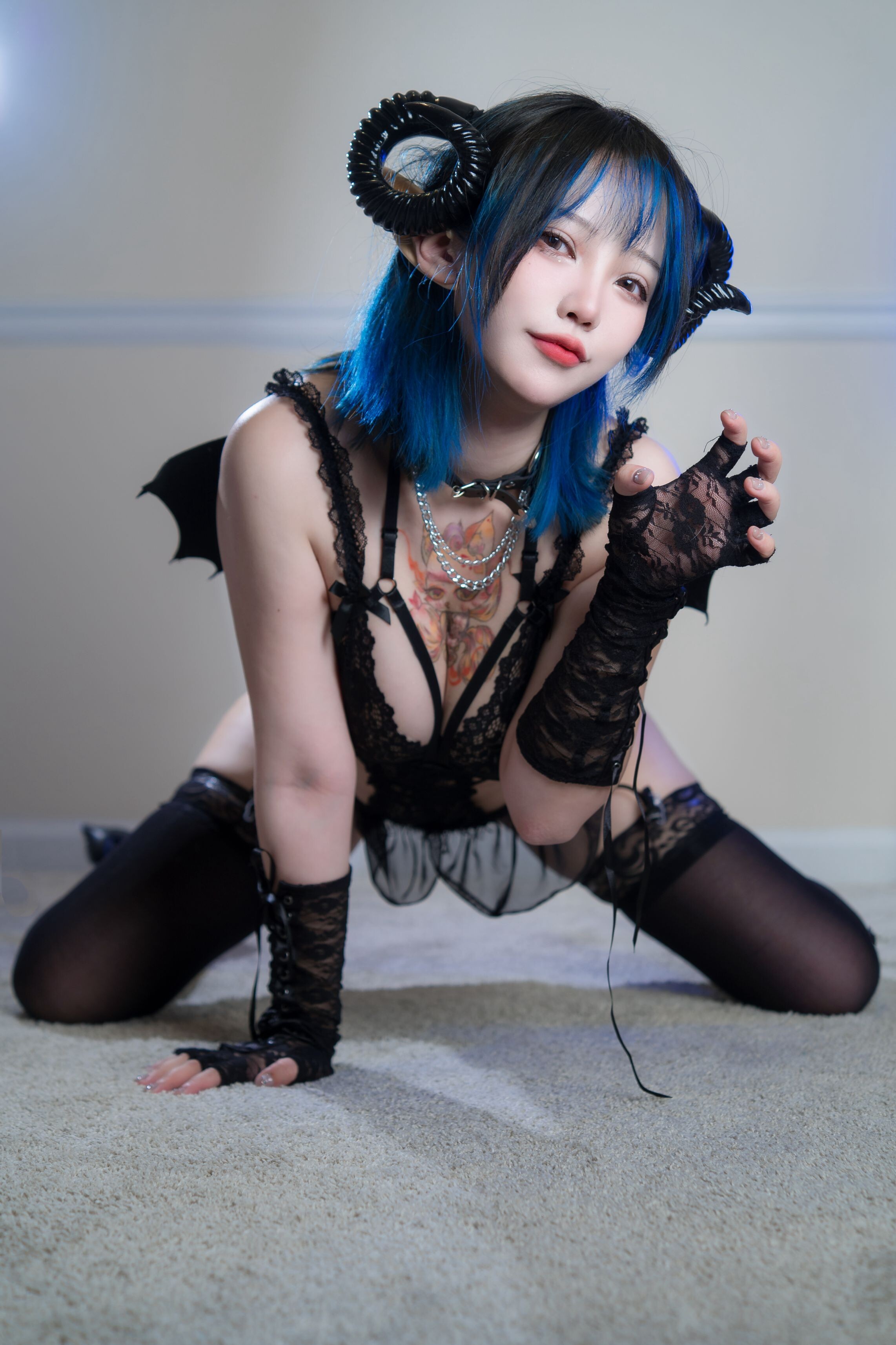 Luoluo - Deep Blue Succubus 46P