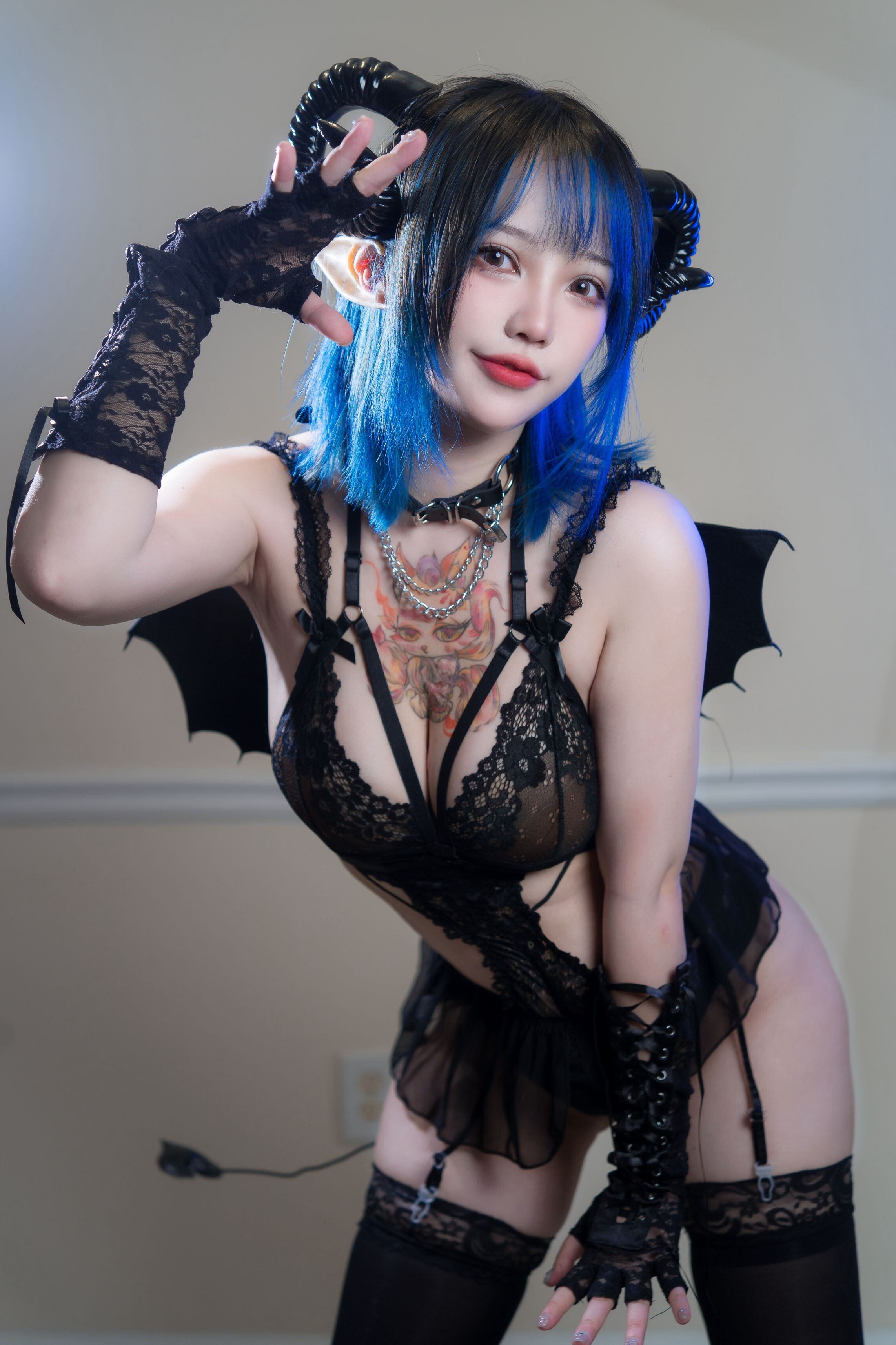 Luoluo - Deep Blue Succubus 46P