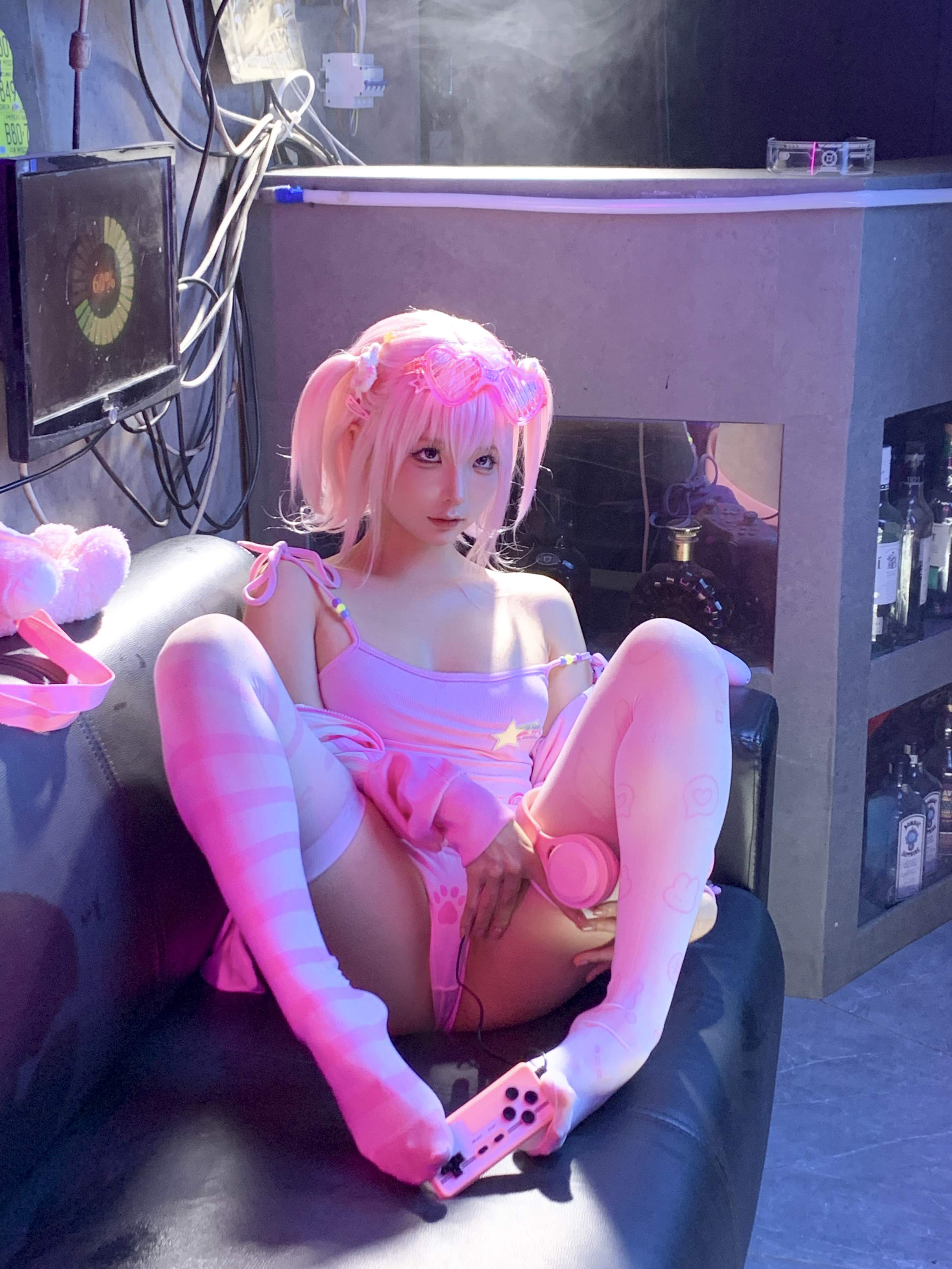 Bo anh cosplay Chun Momo Esports Girl 342P1V