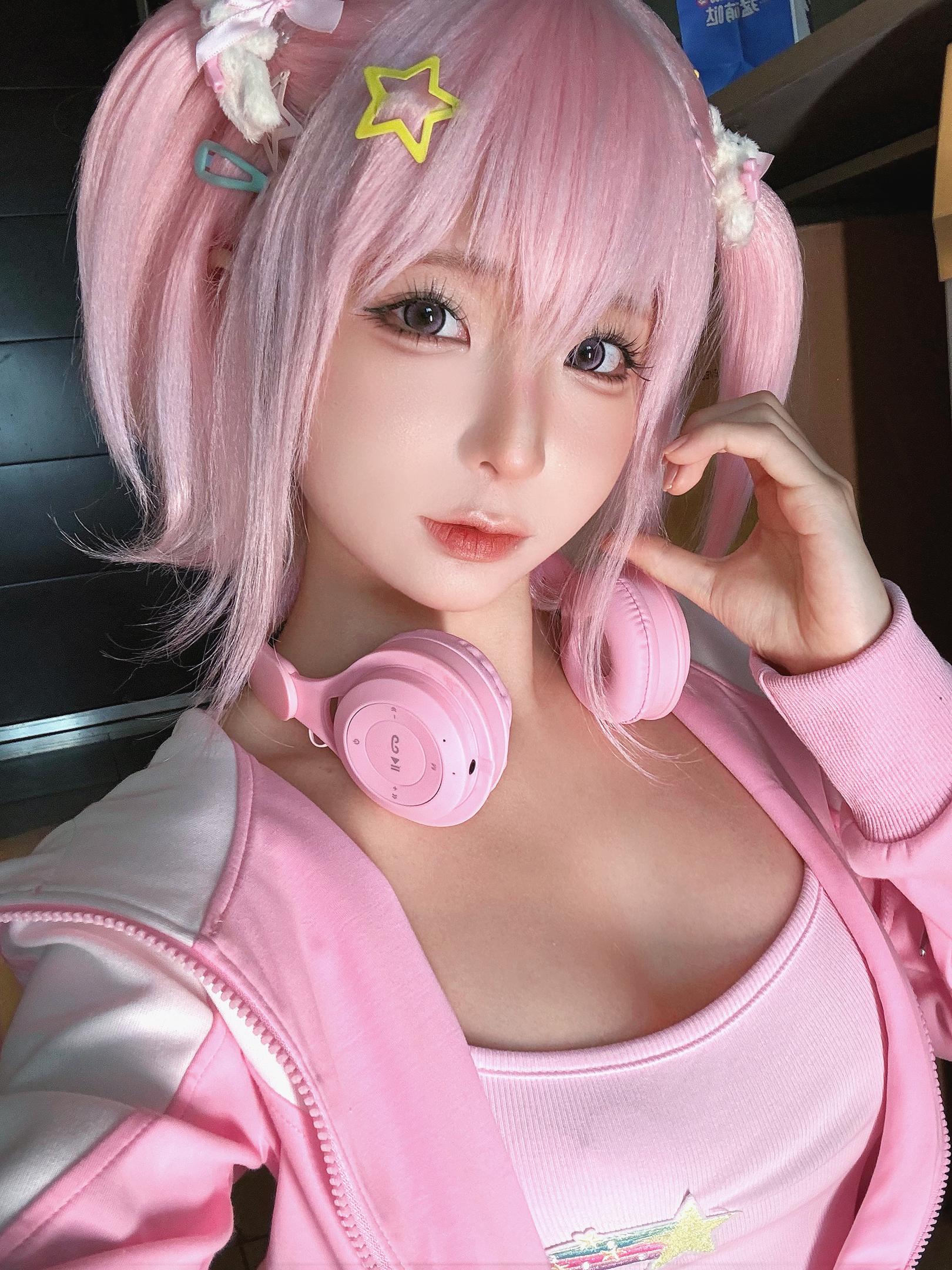Bo anh cosplay Chun Momo Esports Girl 342P1V