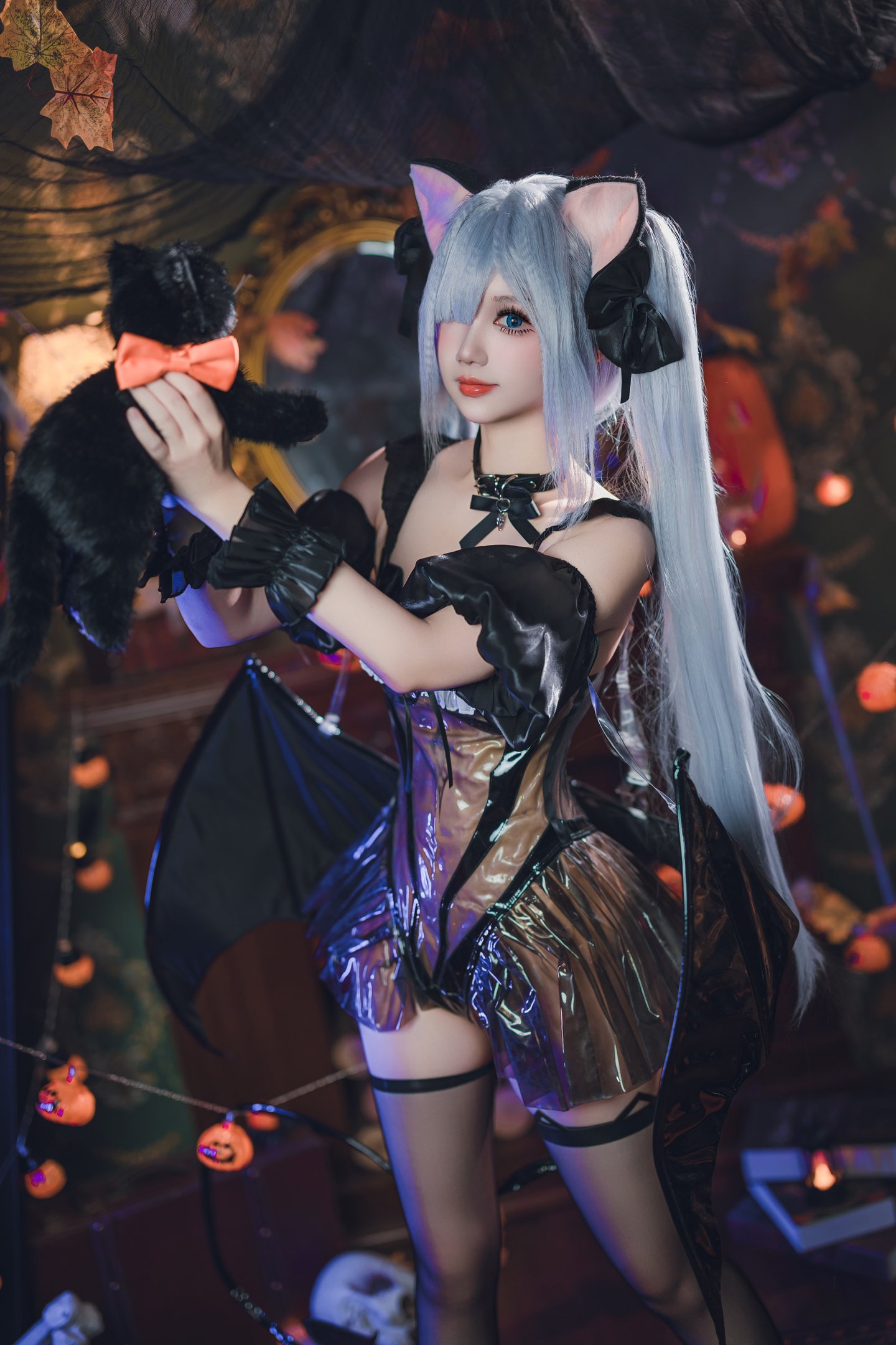 Tuyết Thanh Astra 24 Halloween Janus